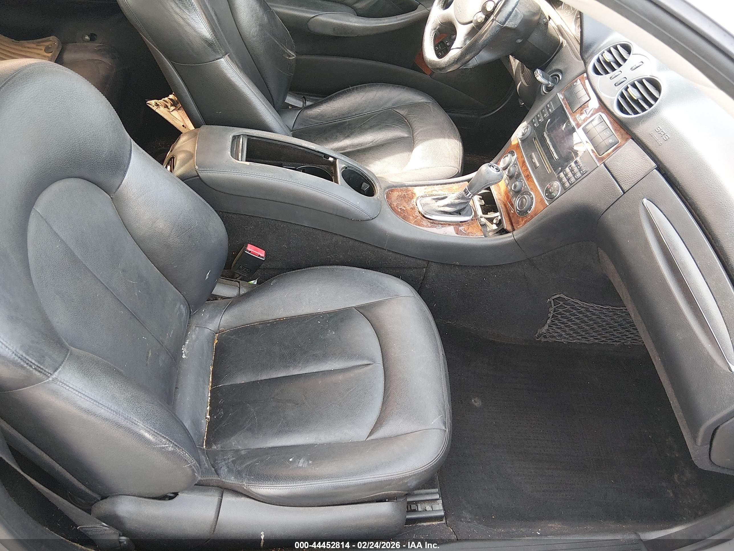 MERCEDES-BENZ CLK image 5