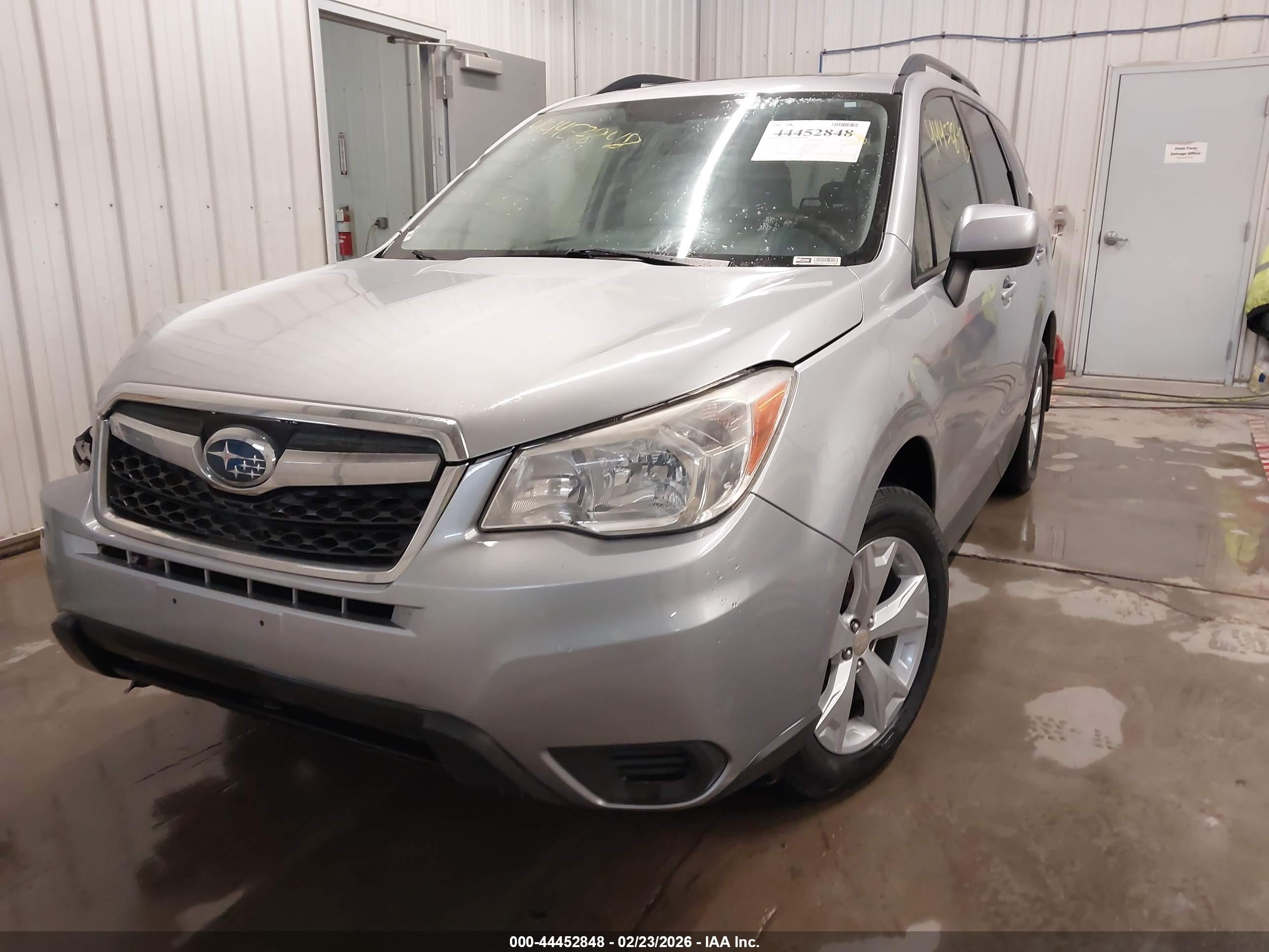SUBARU FORESTER image 2