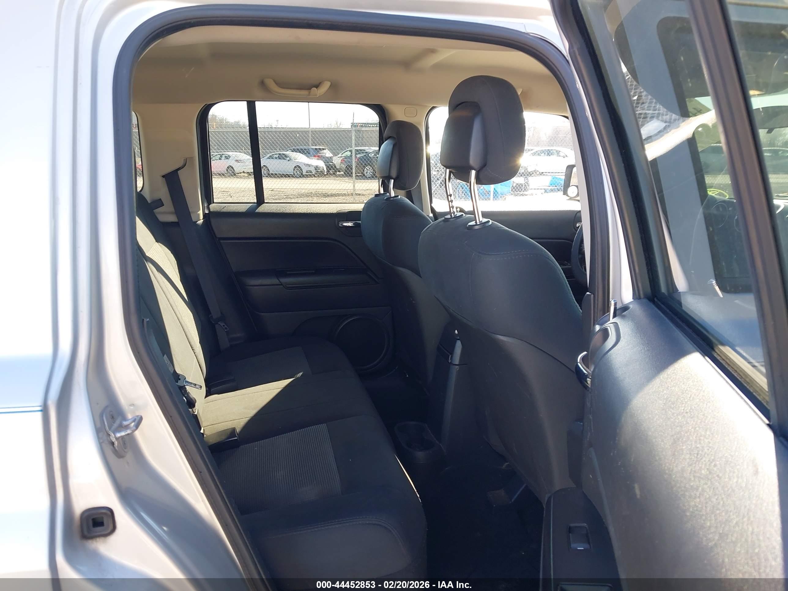 JEEP PATRIOT image 8