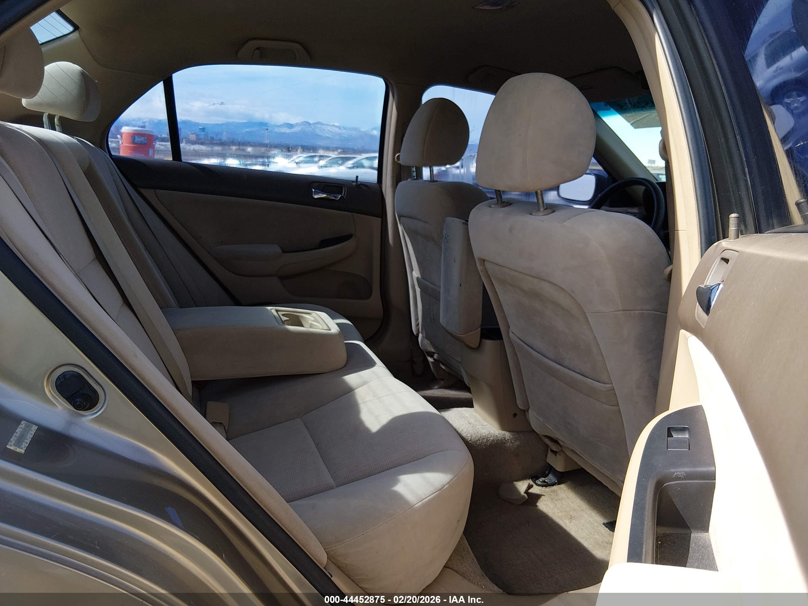 HONDA ACCORD image 8