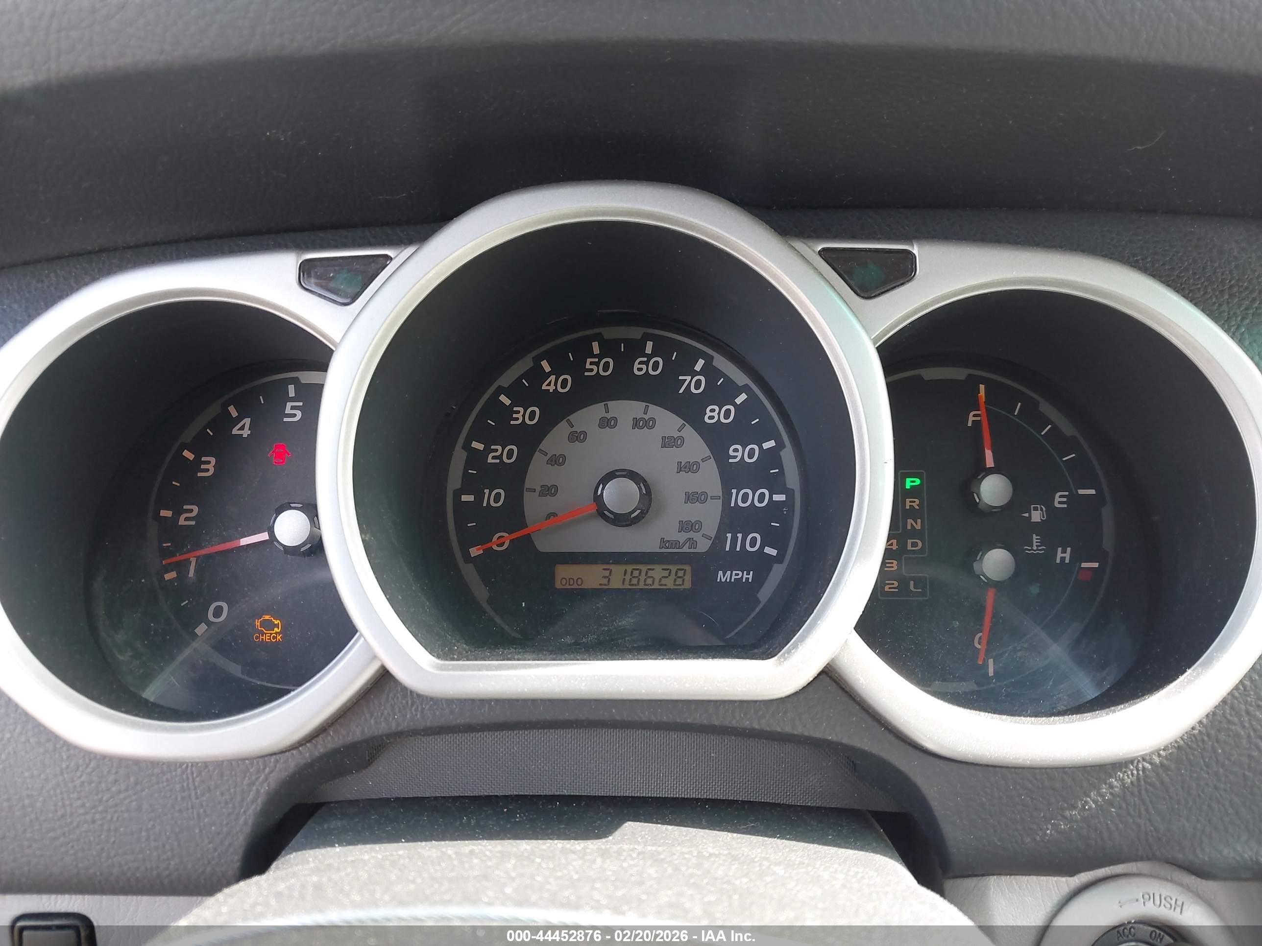 TOYOTA 4RUNNER image 7
