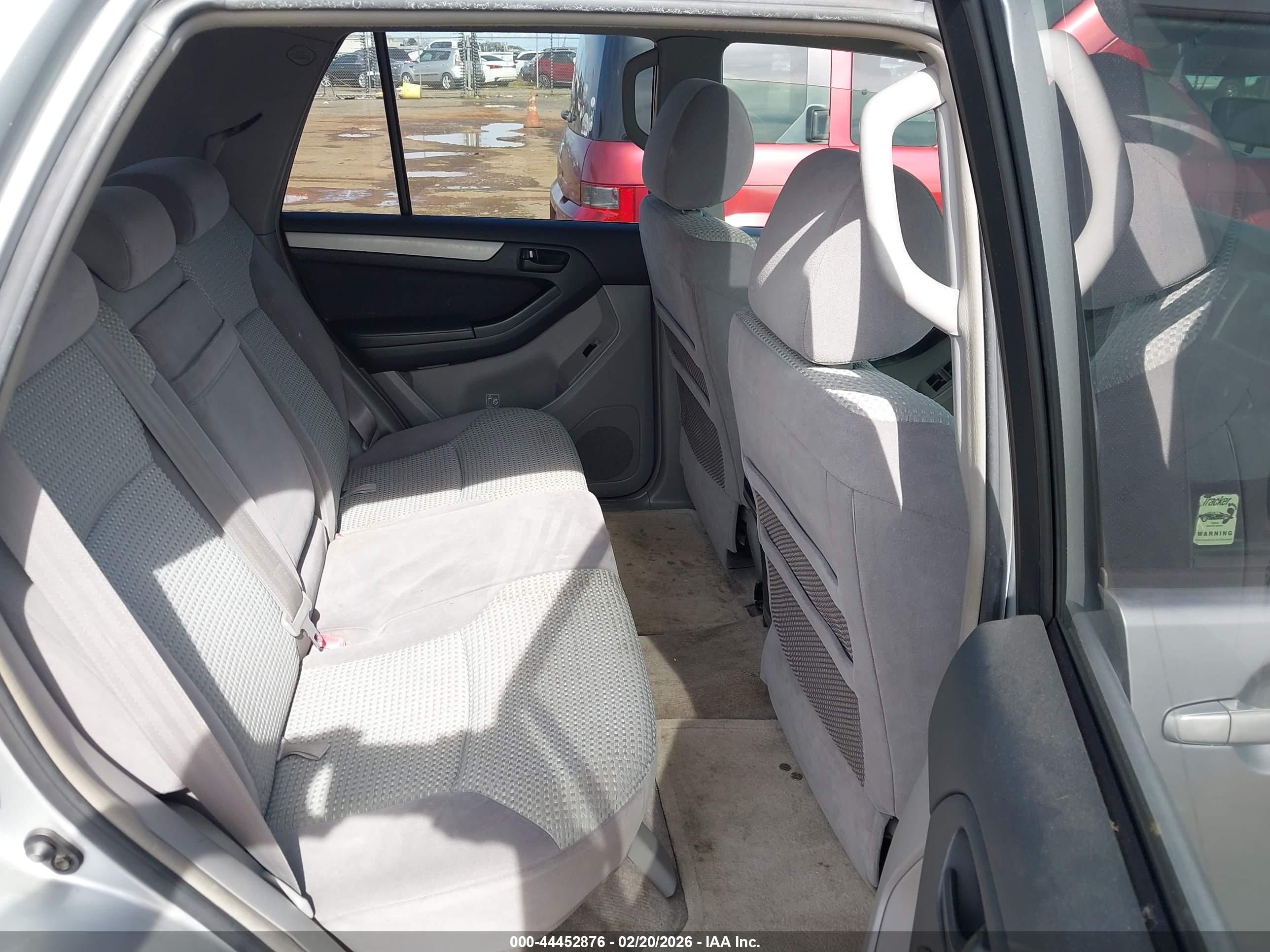 TOYOTA 4RUNNER image 8