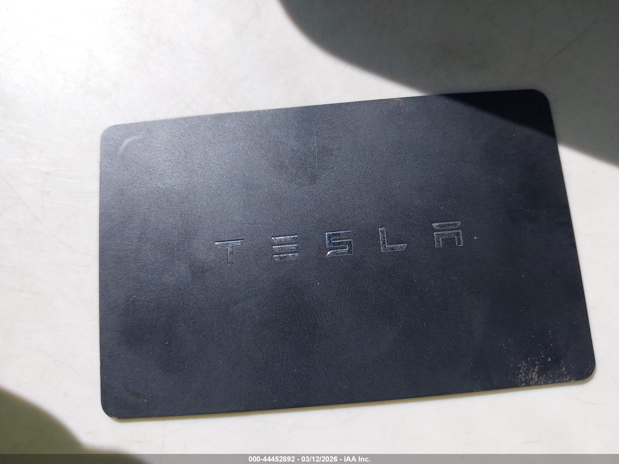 TESLA MODEL image 11