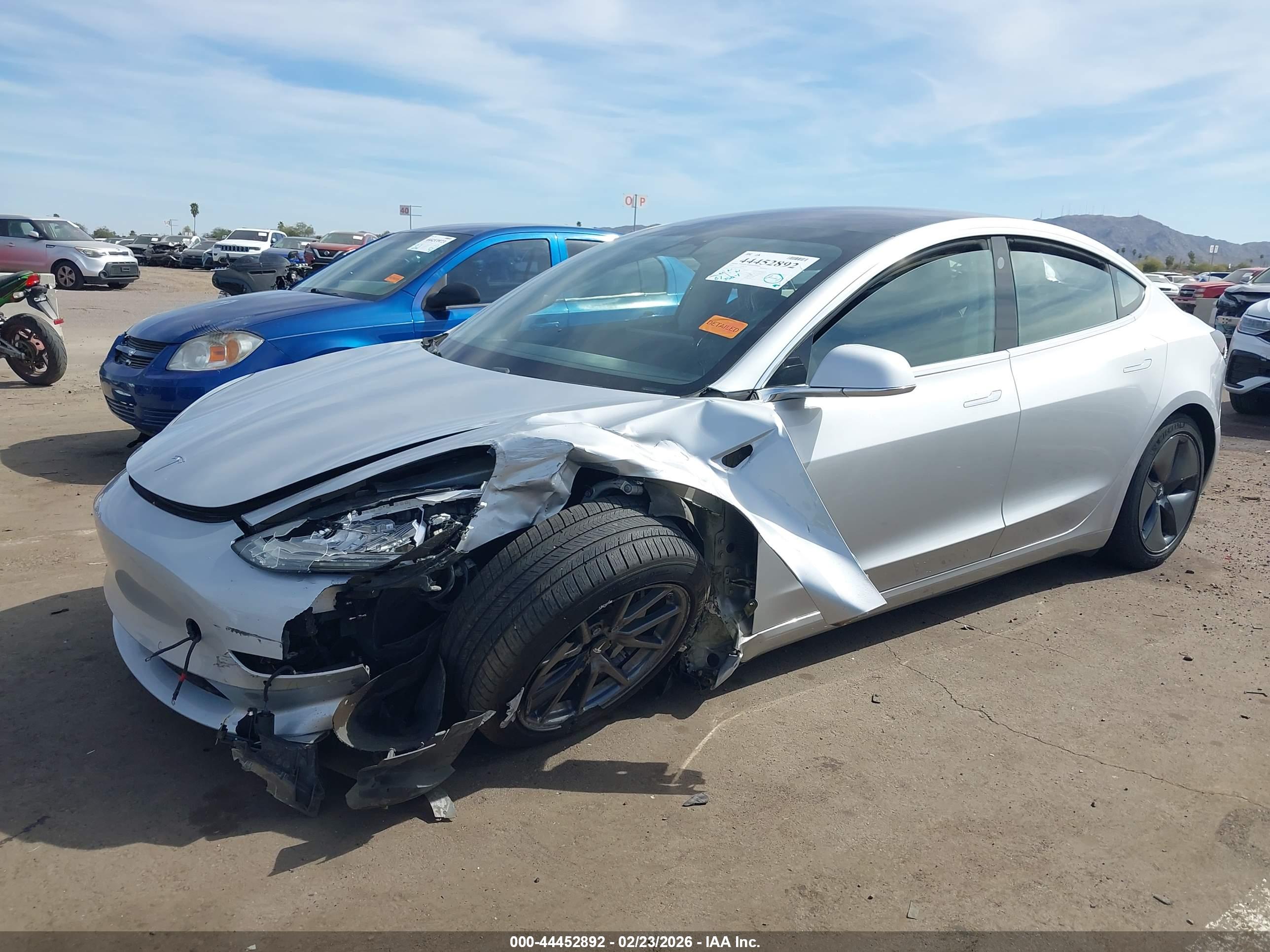 TESLA MODEL image 6