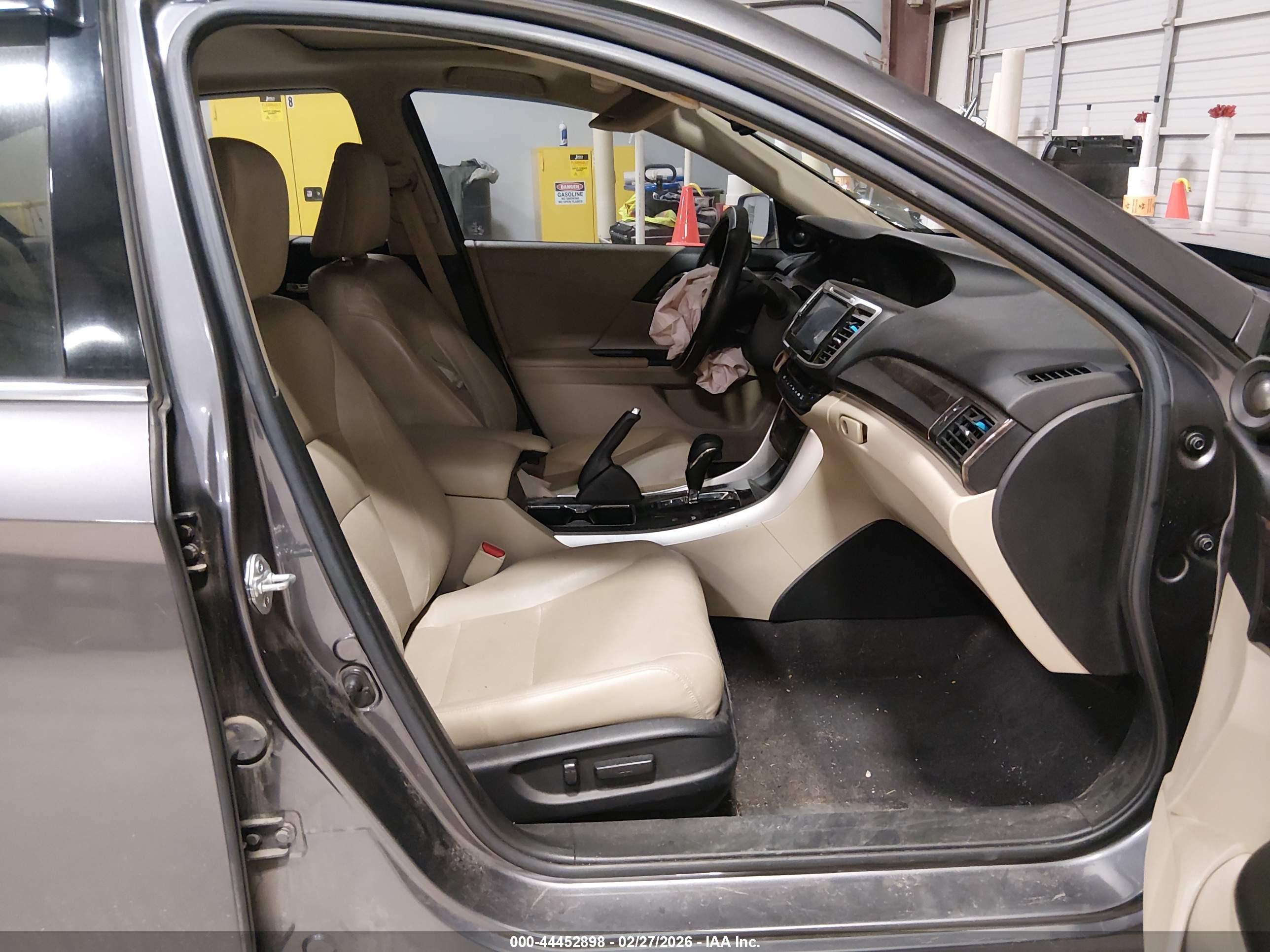 HONDA ACCORD image 5
