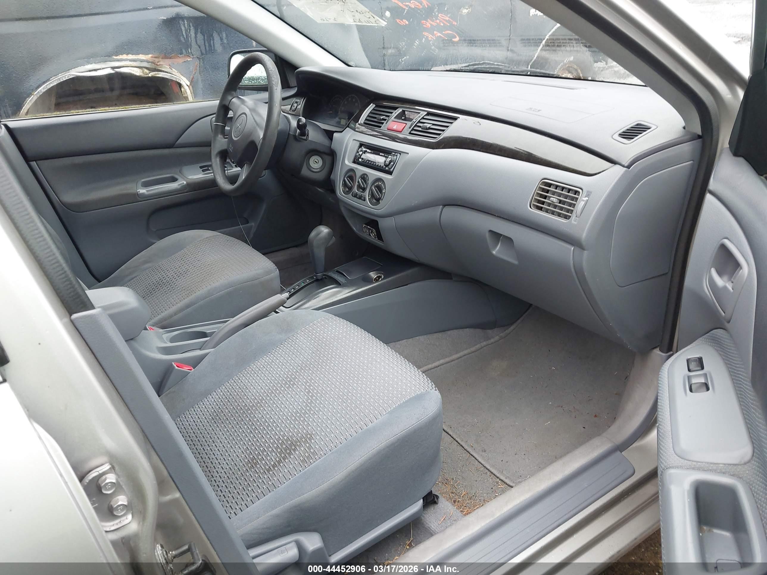 MITSUBISHI LANCER image 5