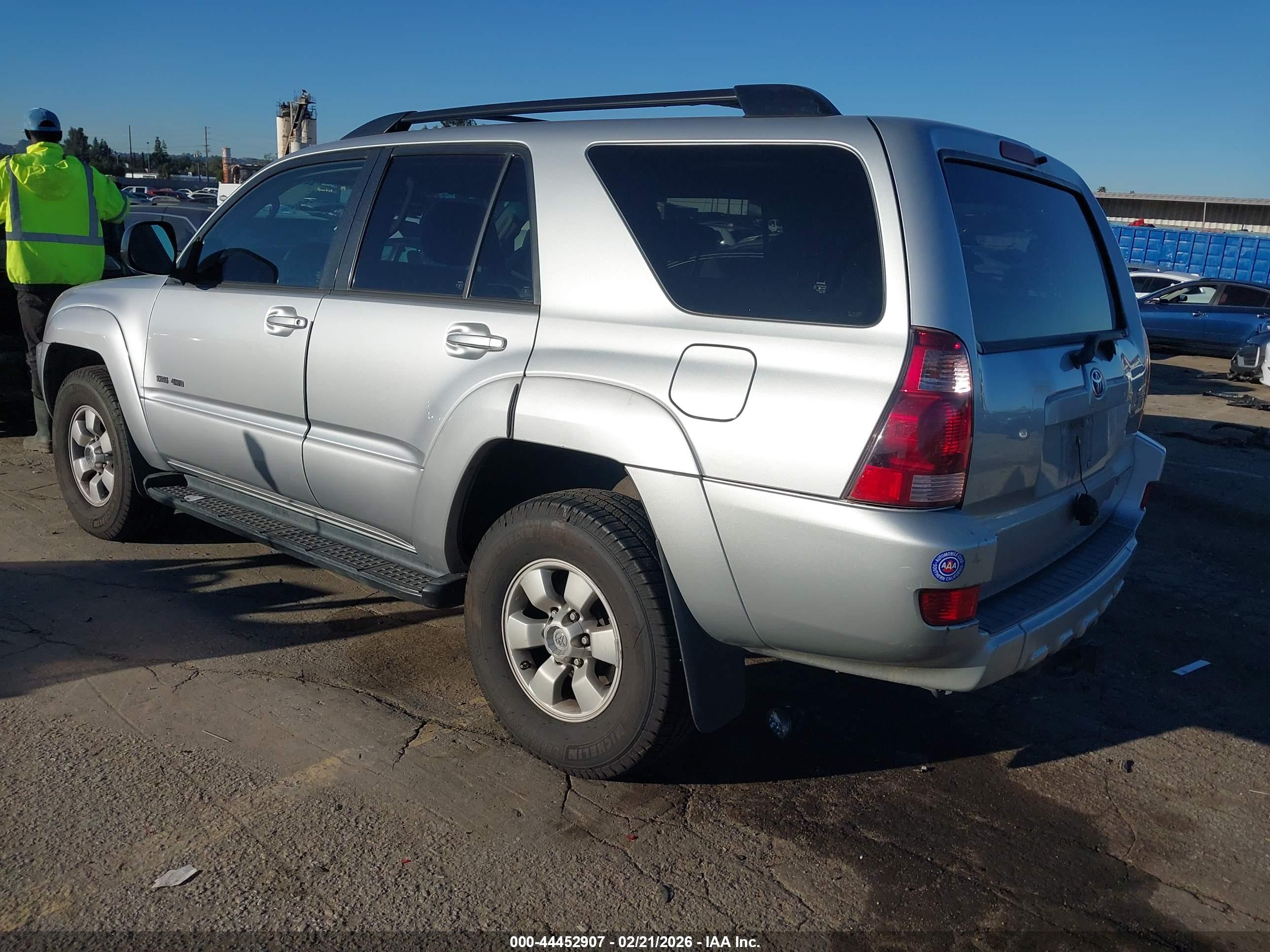 TOYOTA 4RUNNER image 3