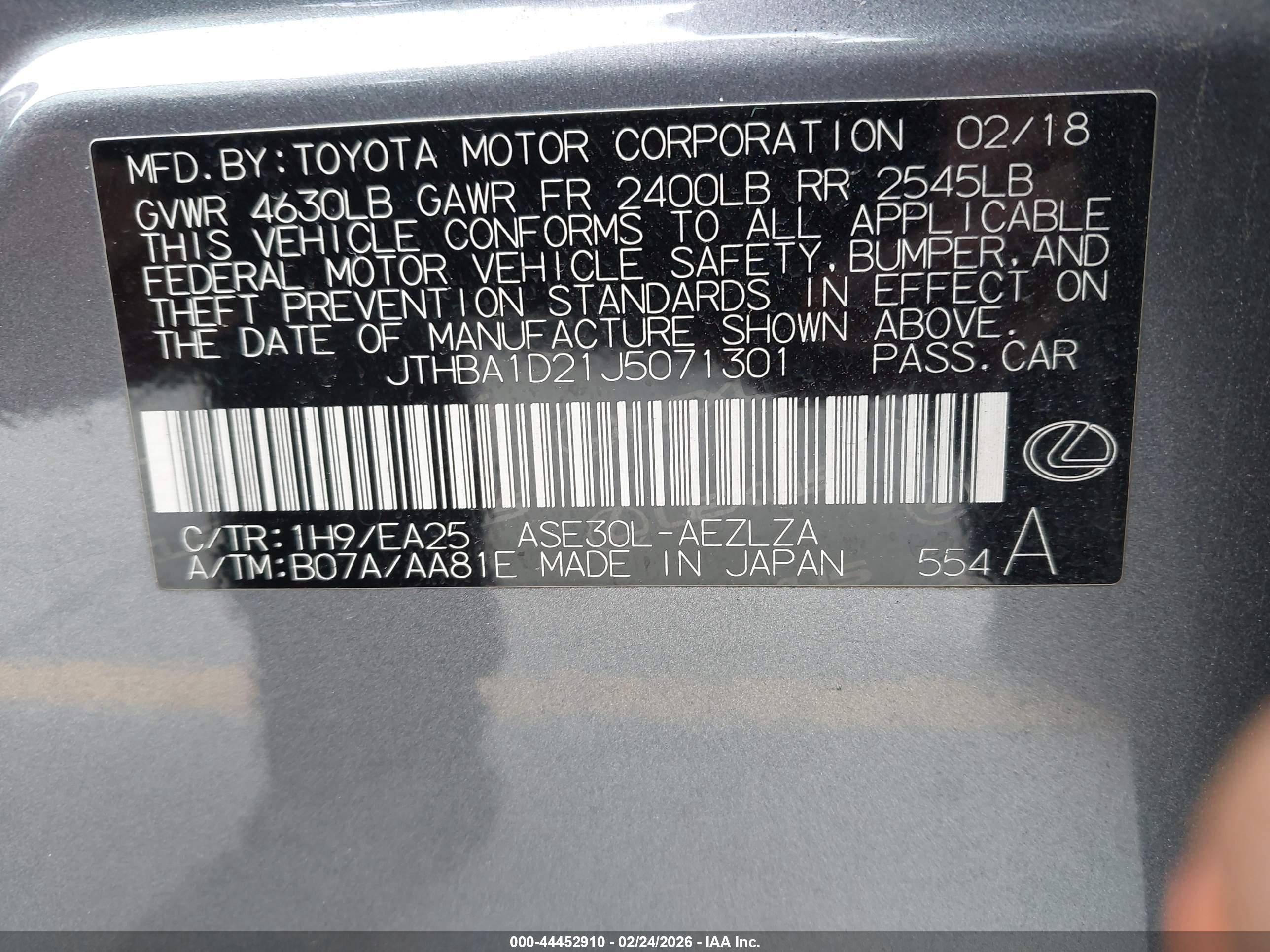 LEXUS IS image 9