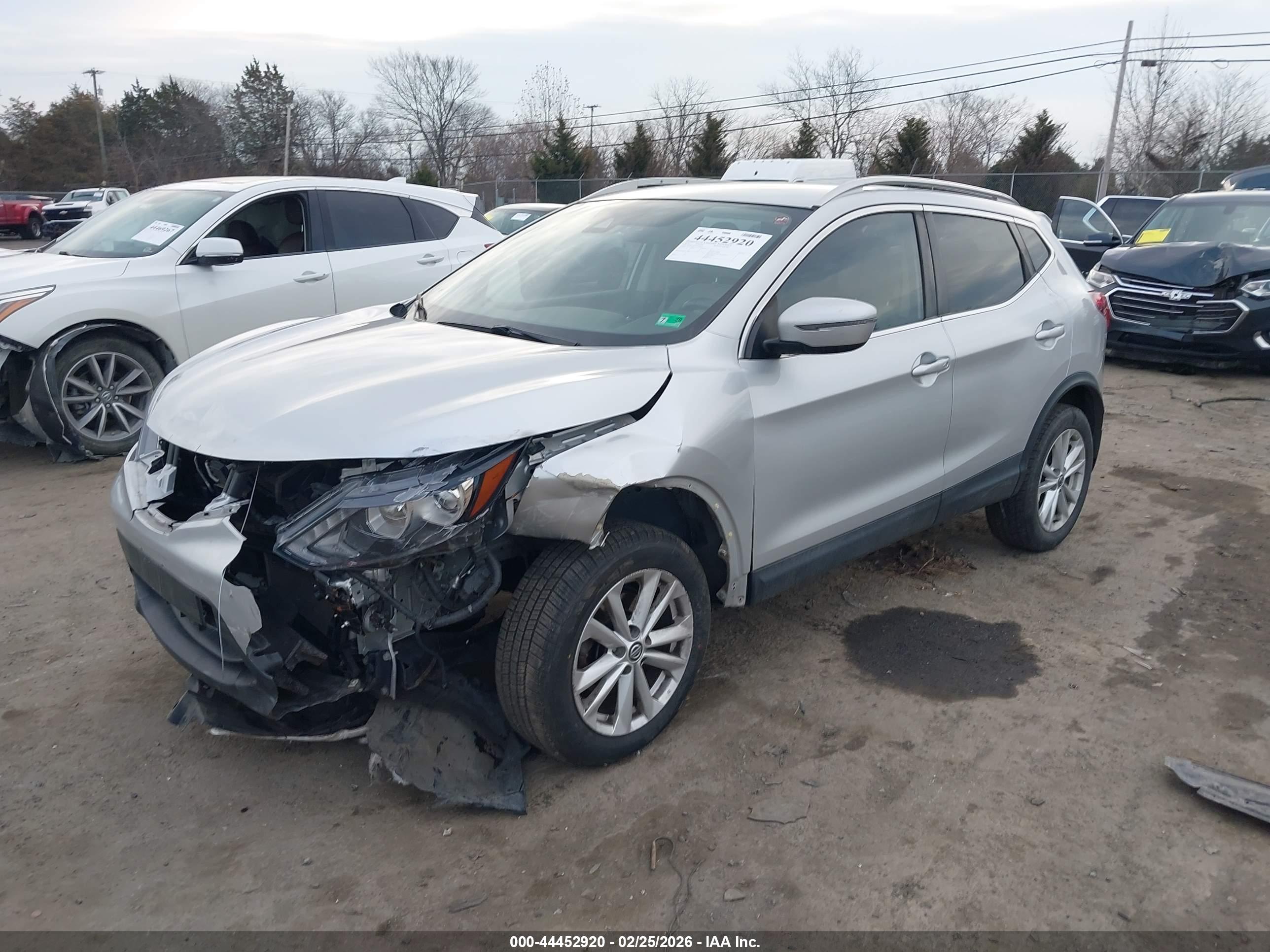 NISSAN ROGUE image 2