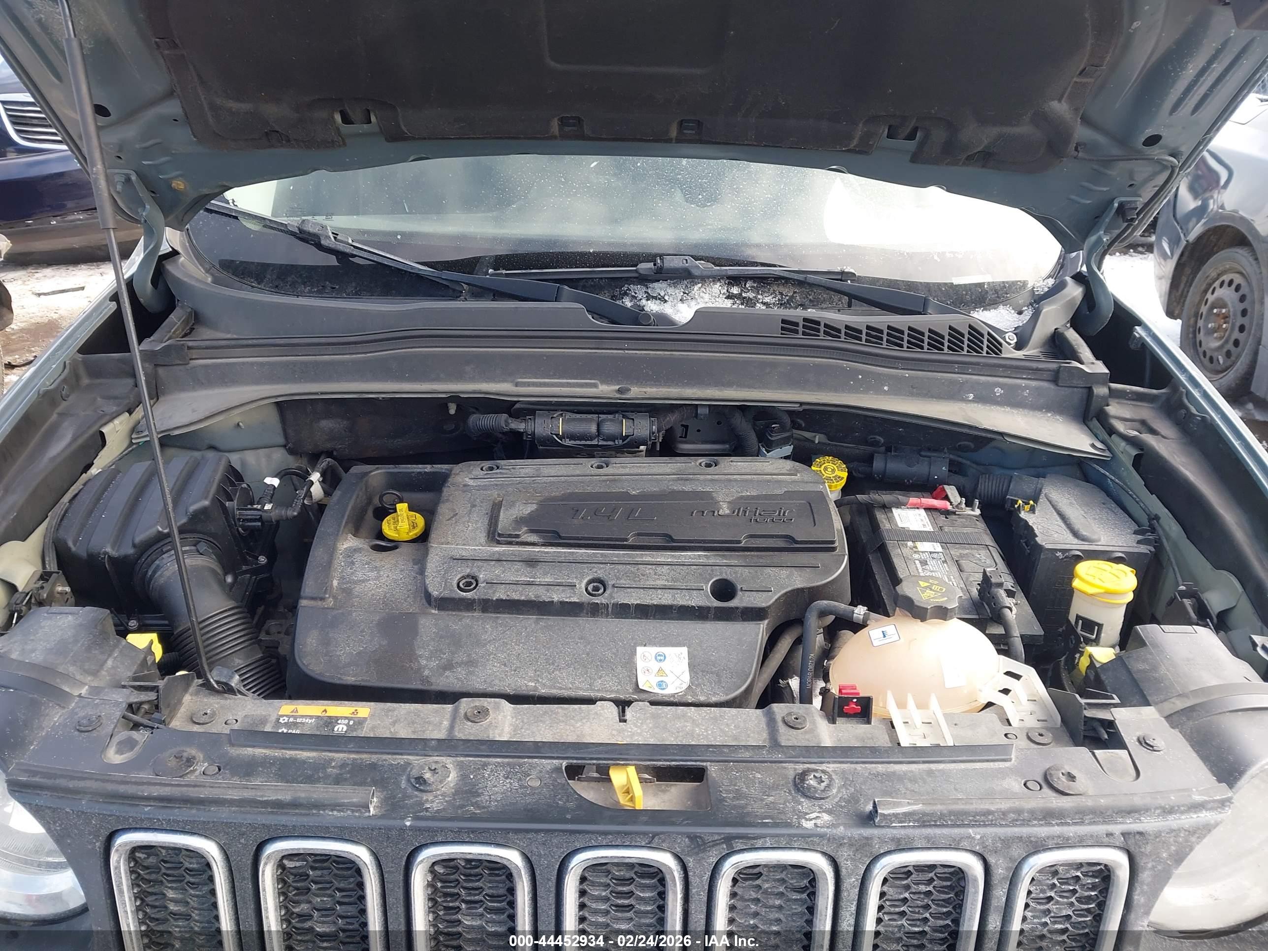 JEEP RENEGADE image 10
