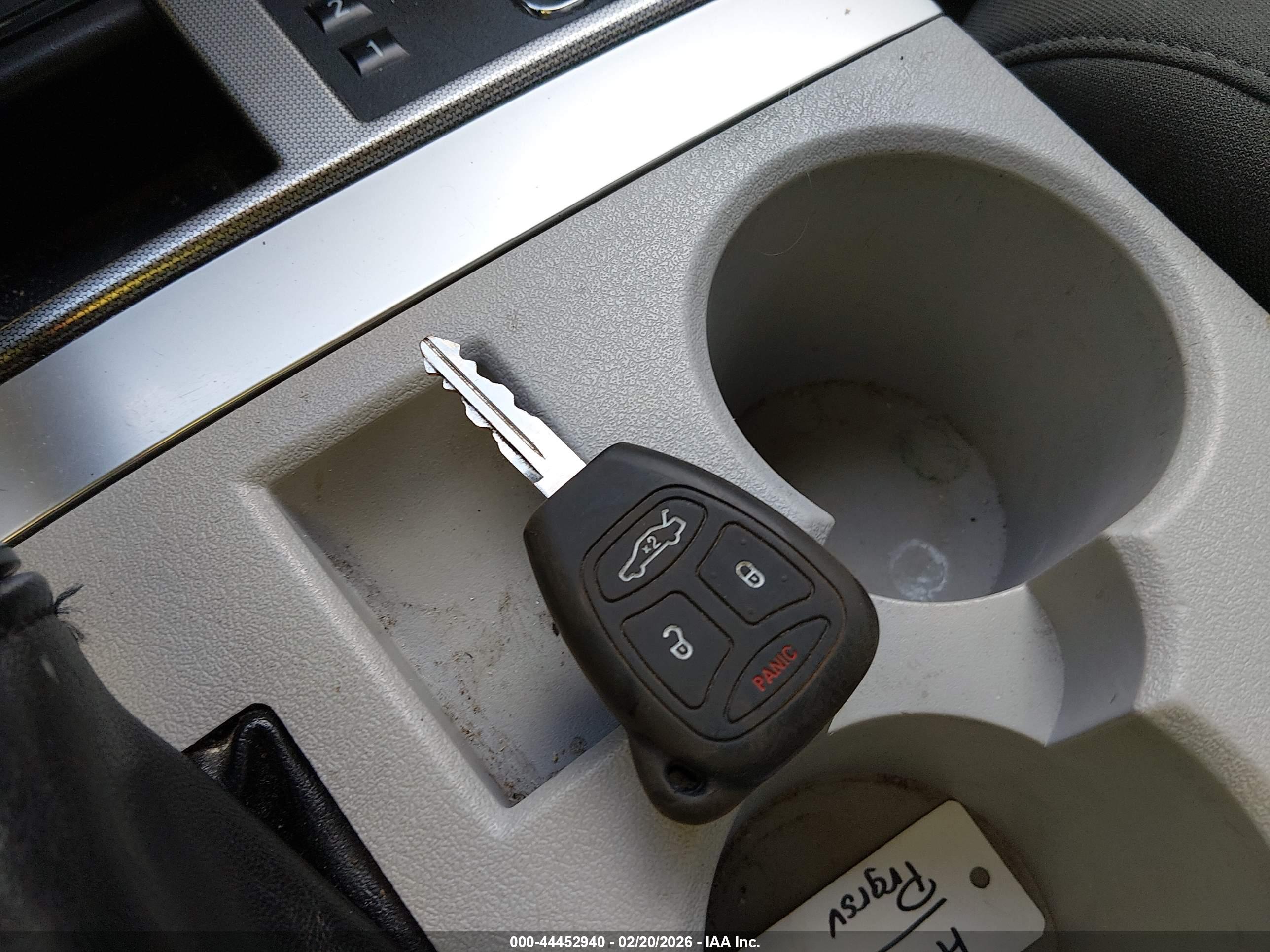 JEEP LIBERTY image 11