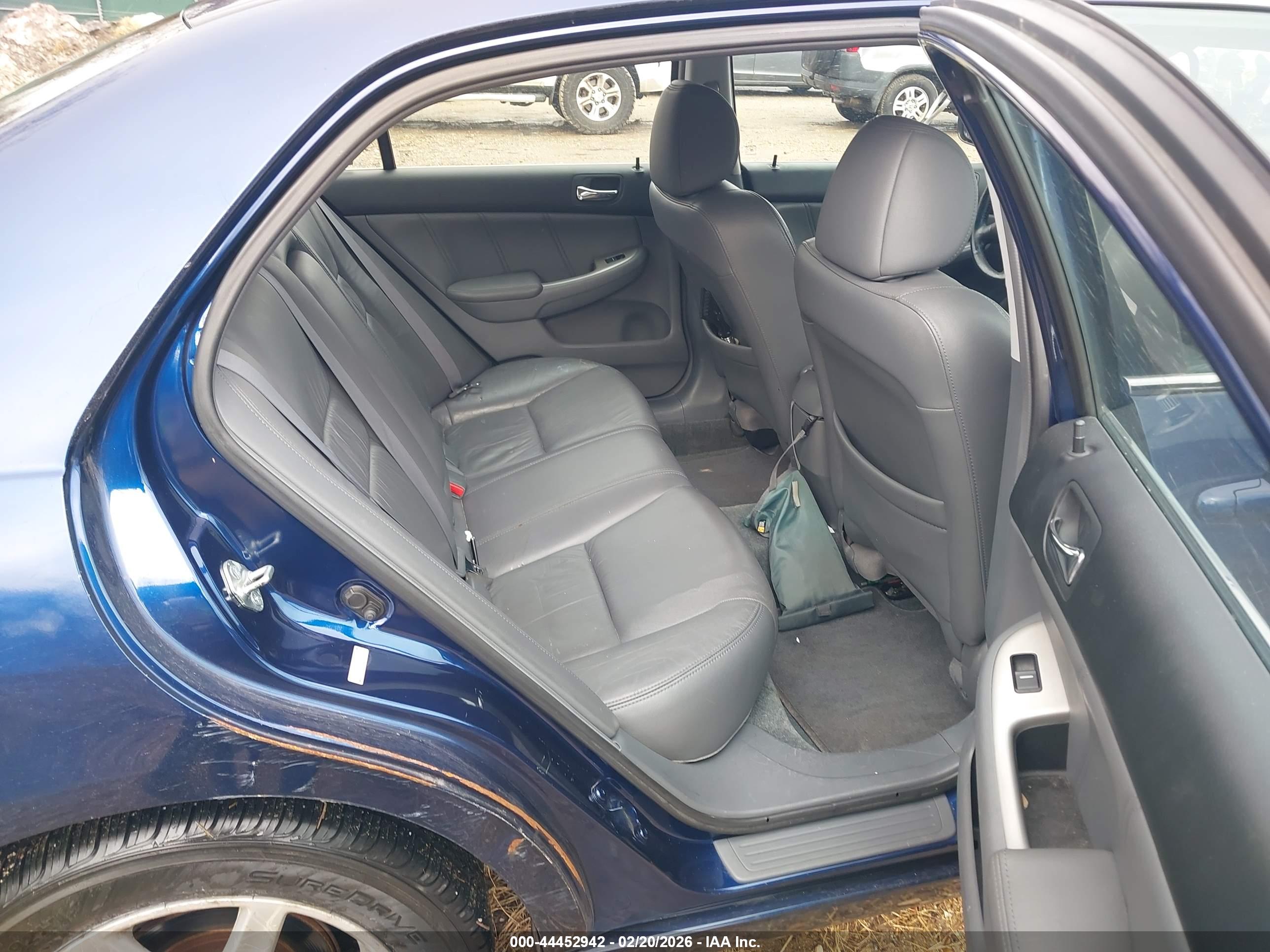 HONDA ACCORD image 8