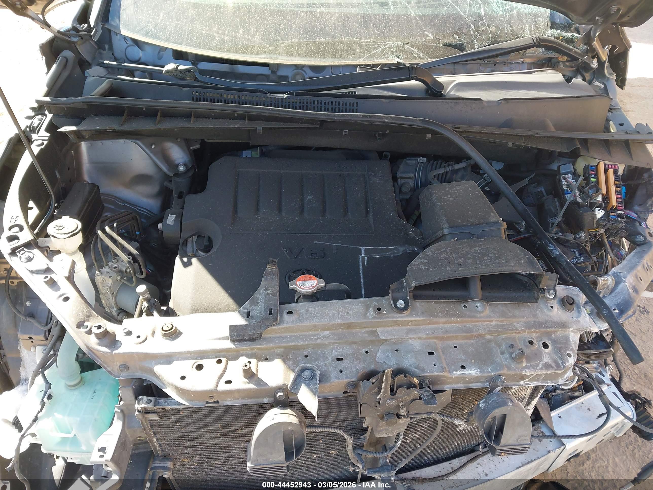 TOYOTA HIGHLANDER image 10
