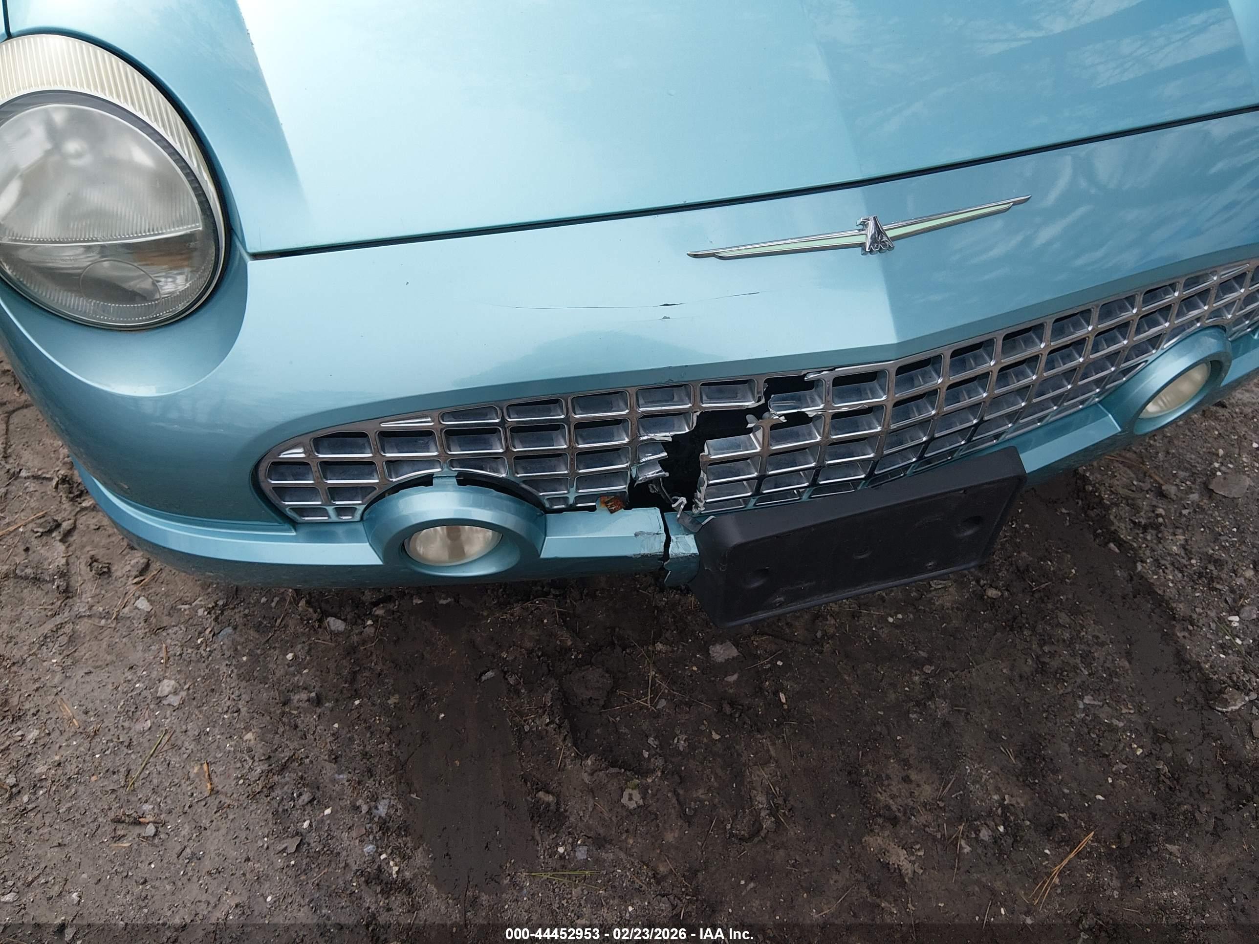 FORD THUNDERBIRD image 6