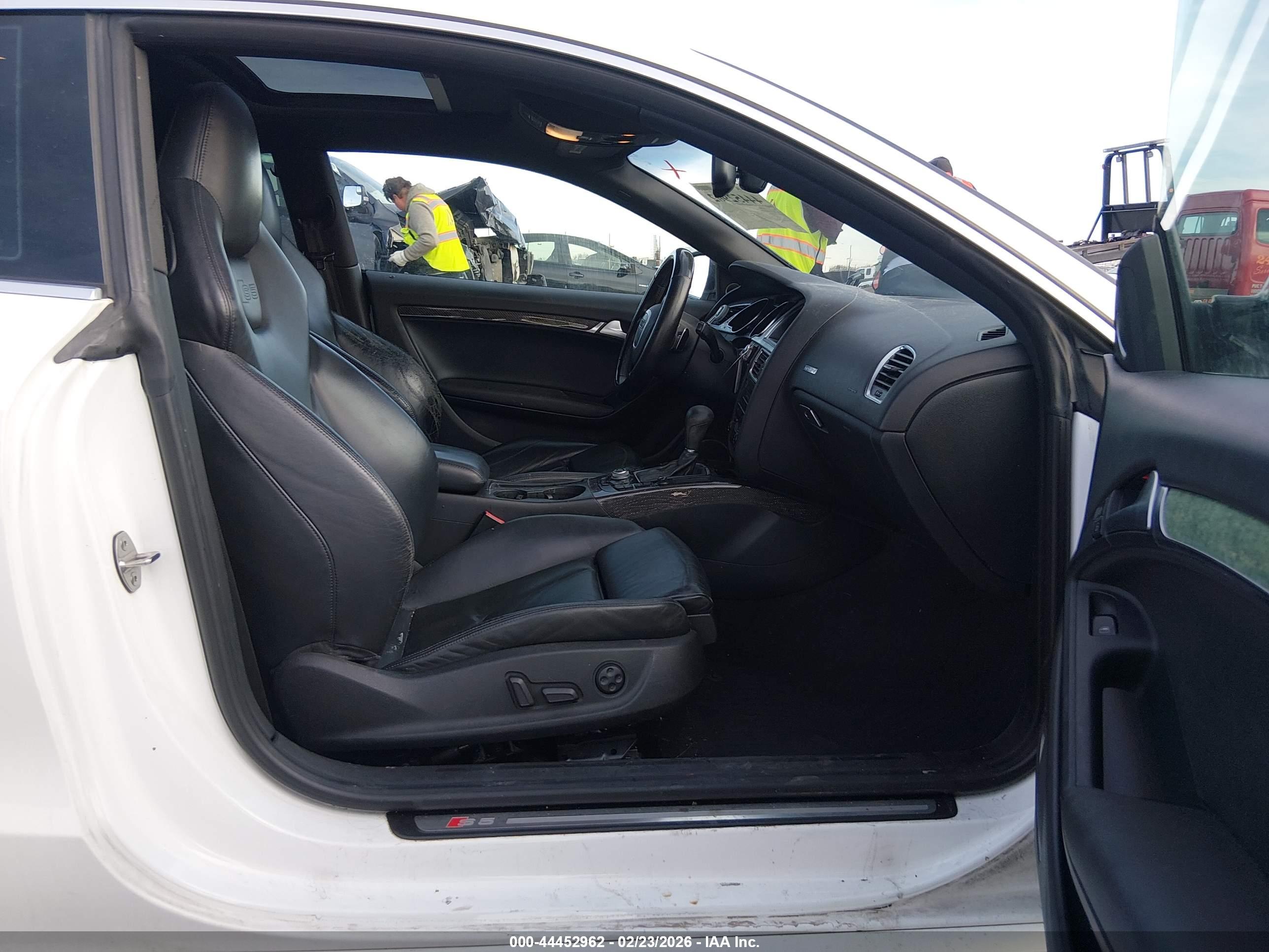 AUDI S5 image 5