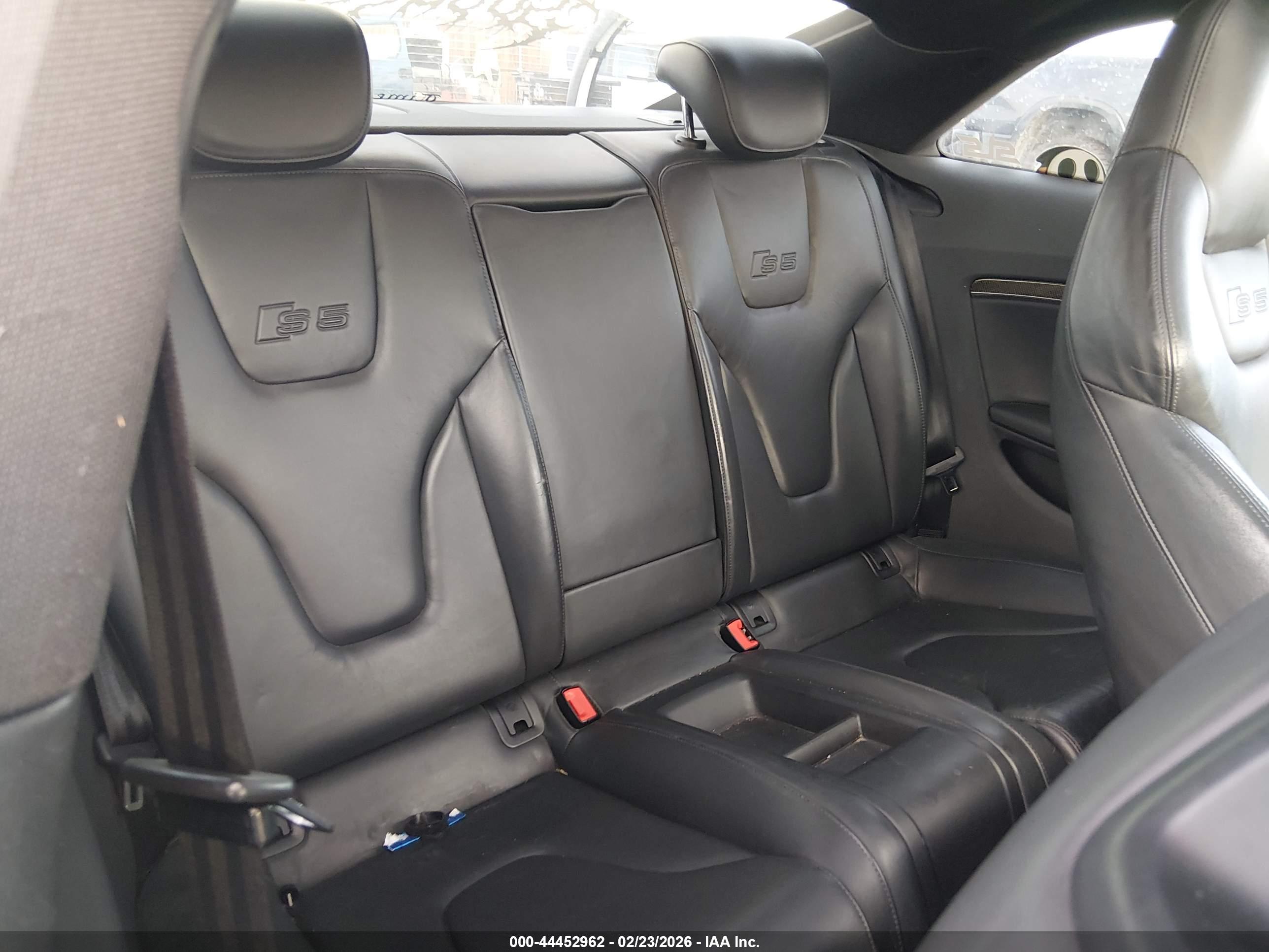 AUDI S5 image 8