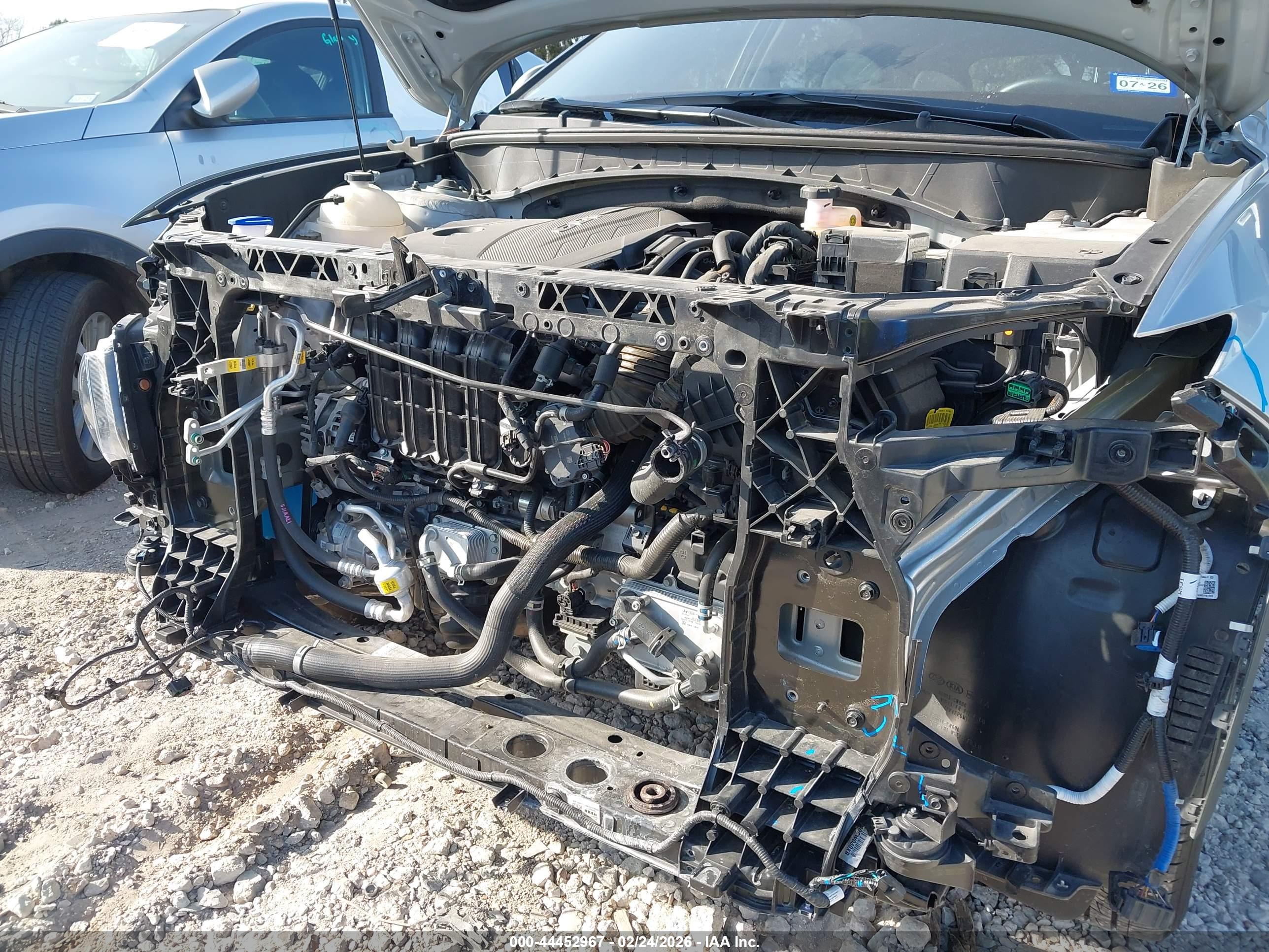 HYUNDAI TUCSON image 6
