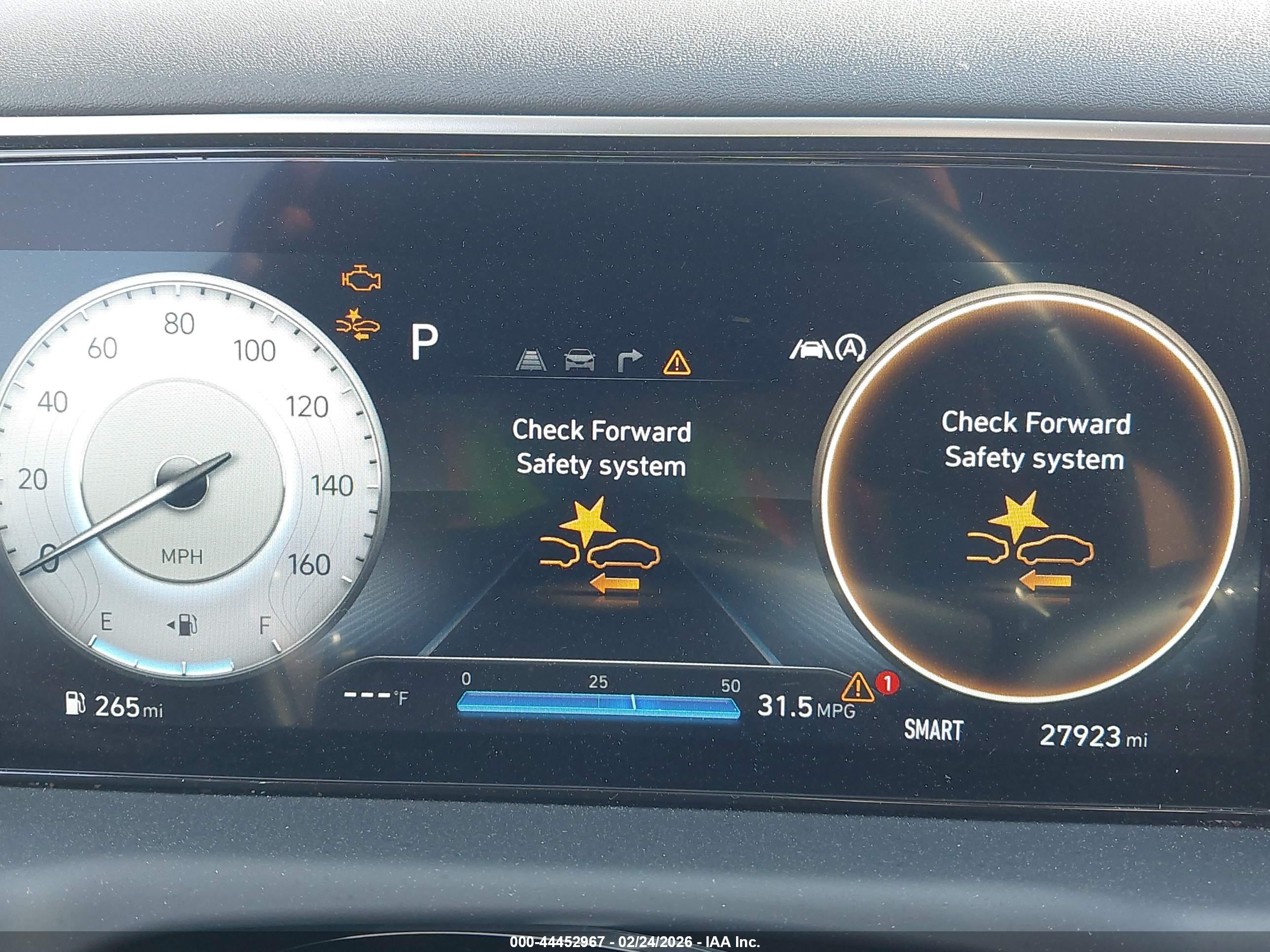 HYUNDAI TUCSON image 7