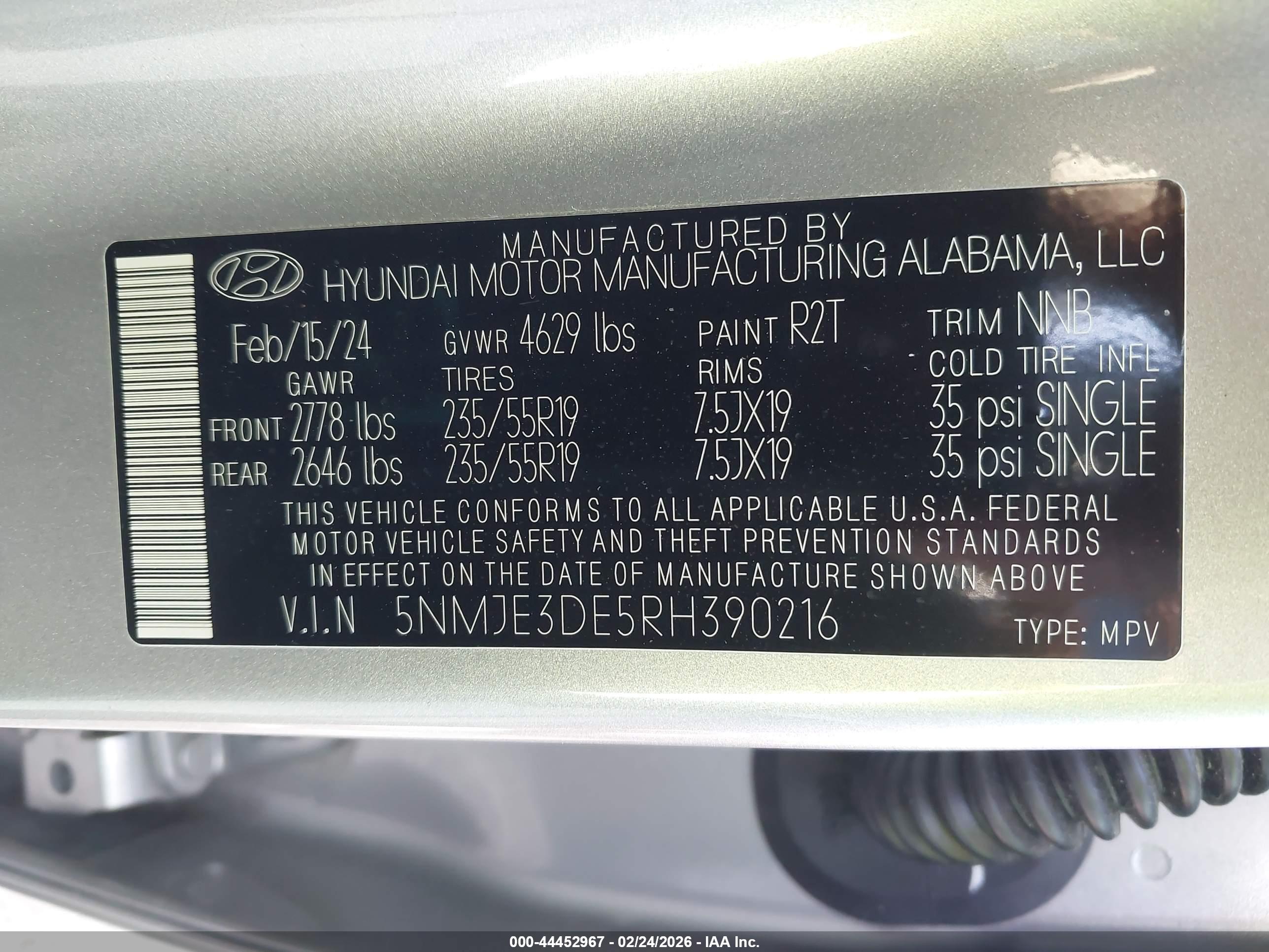 HYUNDAI TUCSON image 9