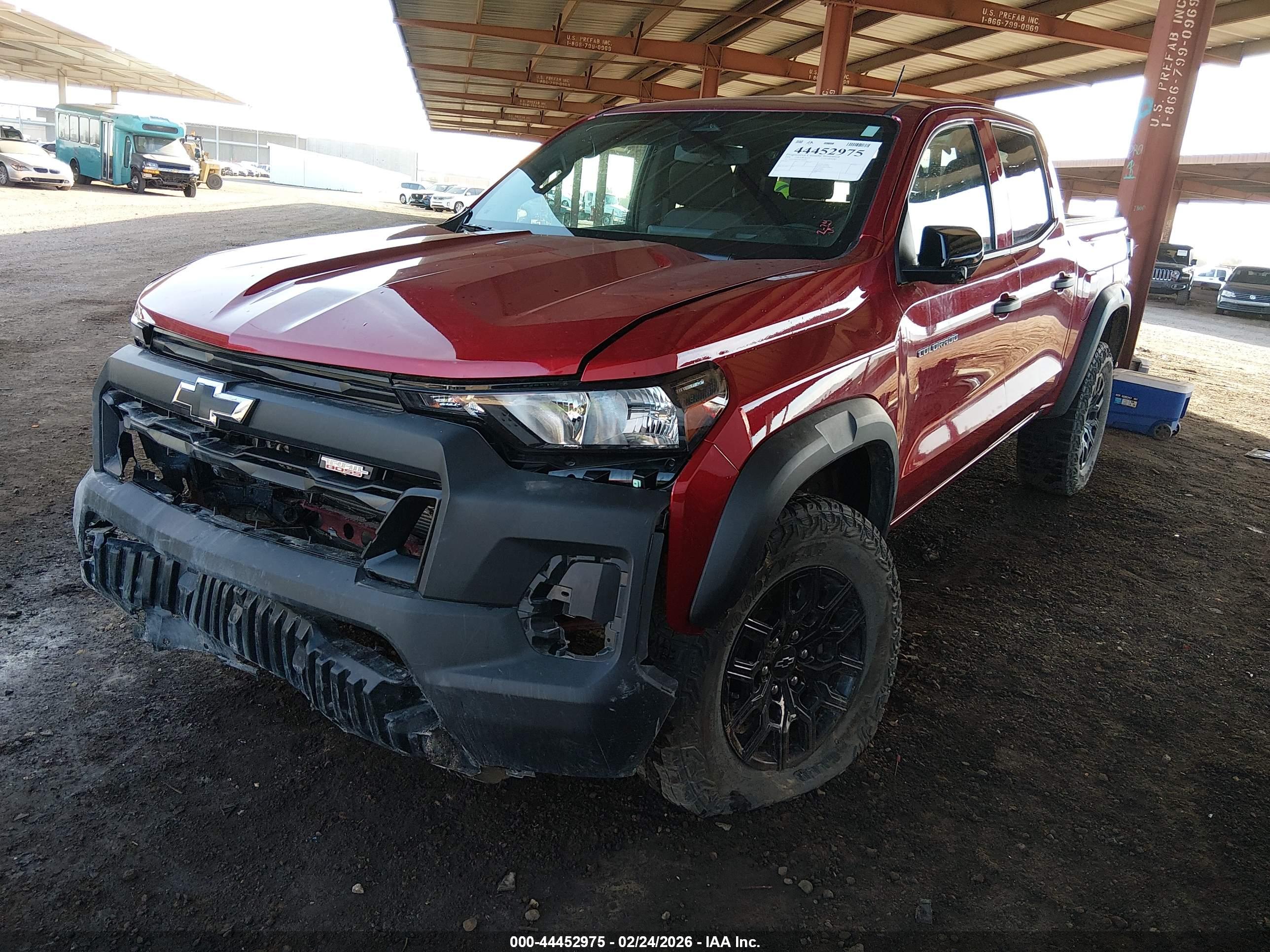 CHEVROLET COLORADO image 2