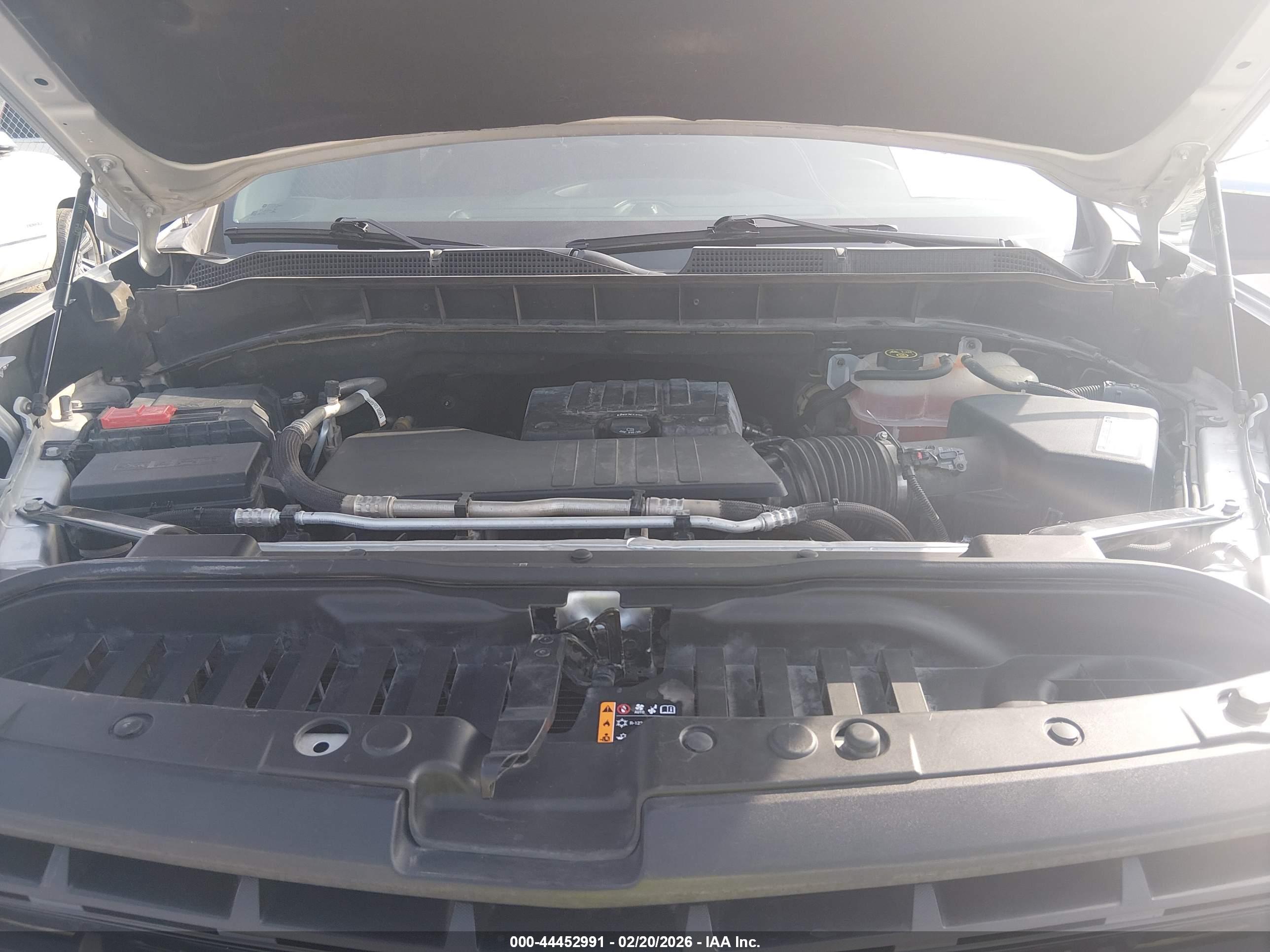 CHEVROLET SILVERADO image 10