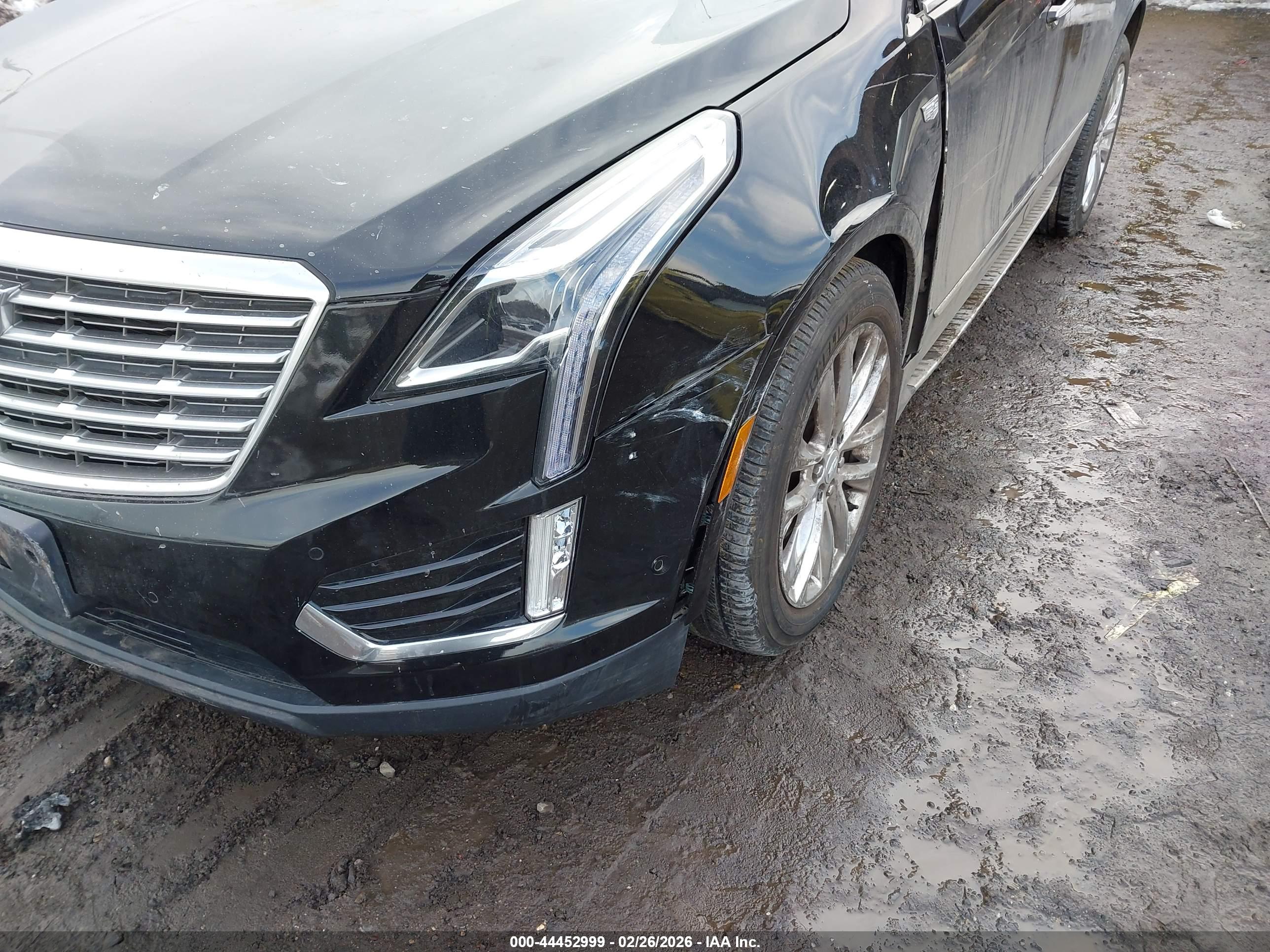 CADILLAC XT5 image 6