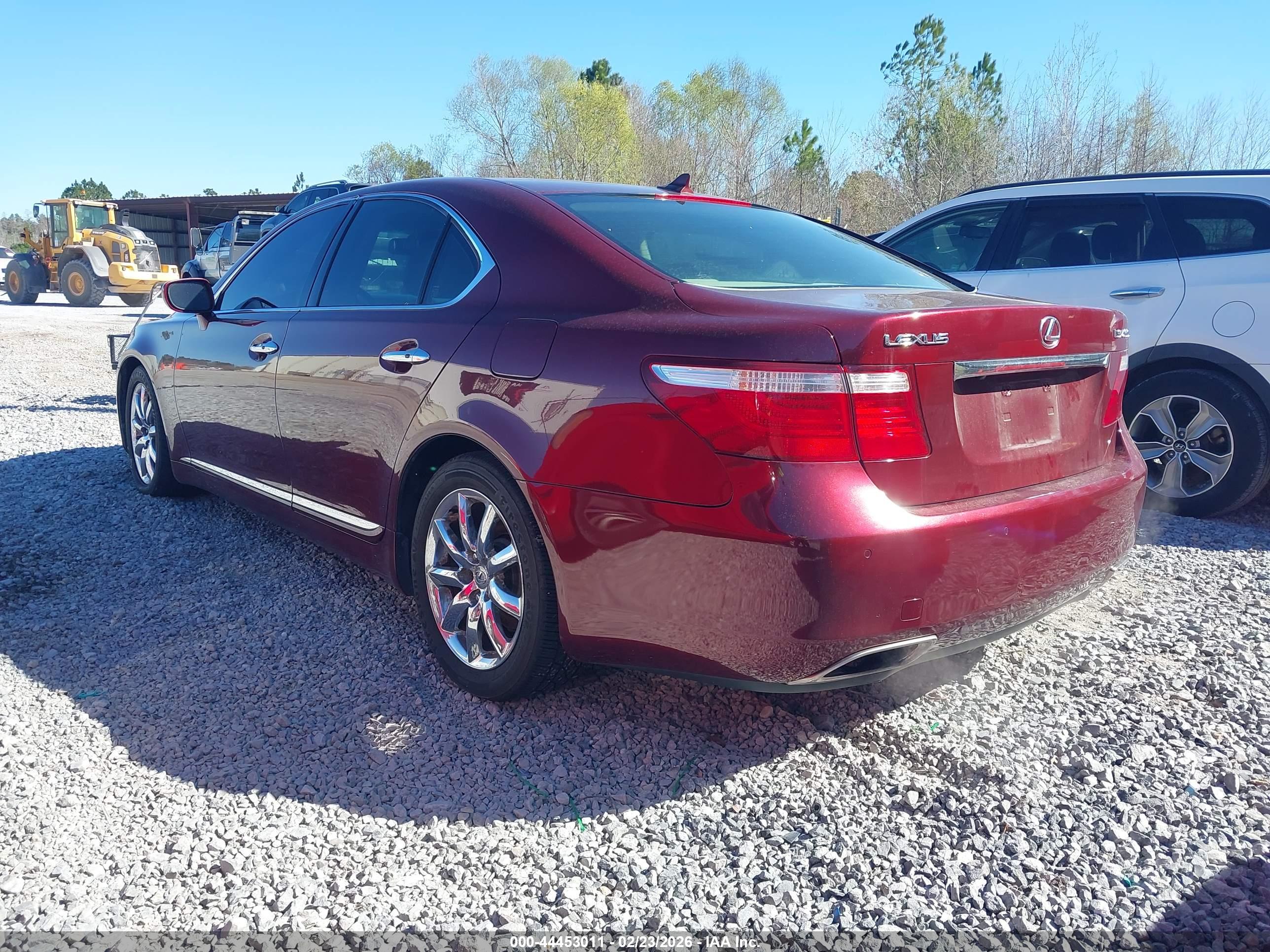 LEXUS LS image 6