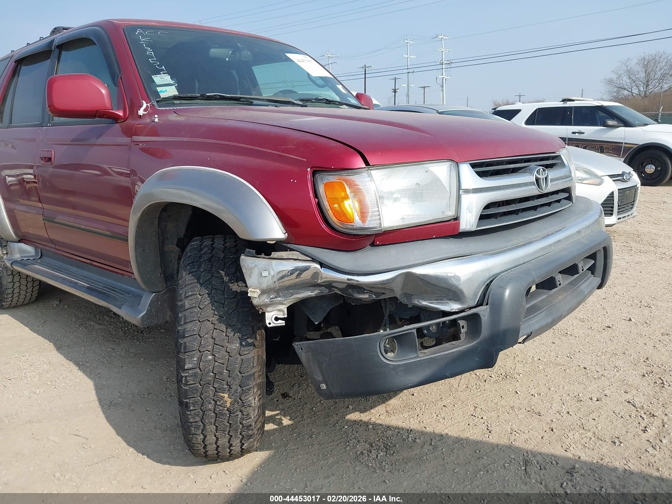 TOYOTA 4RUNNER image 6