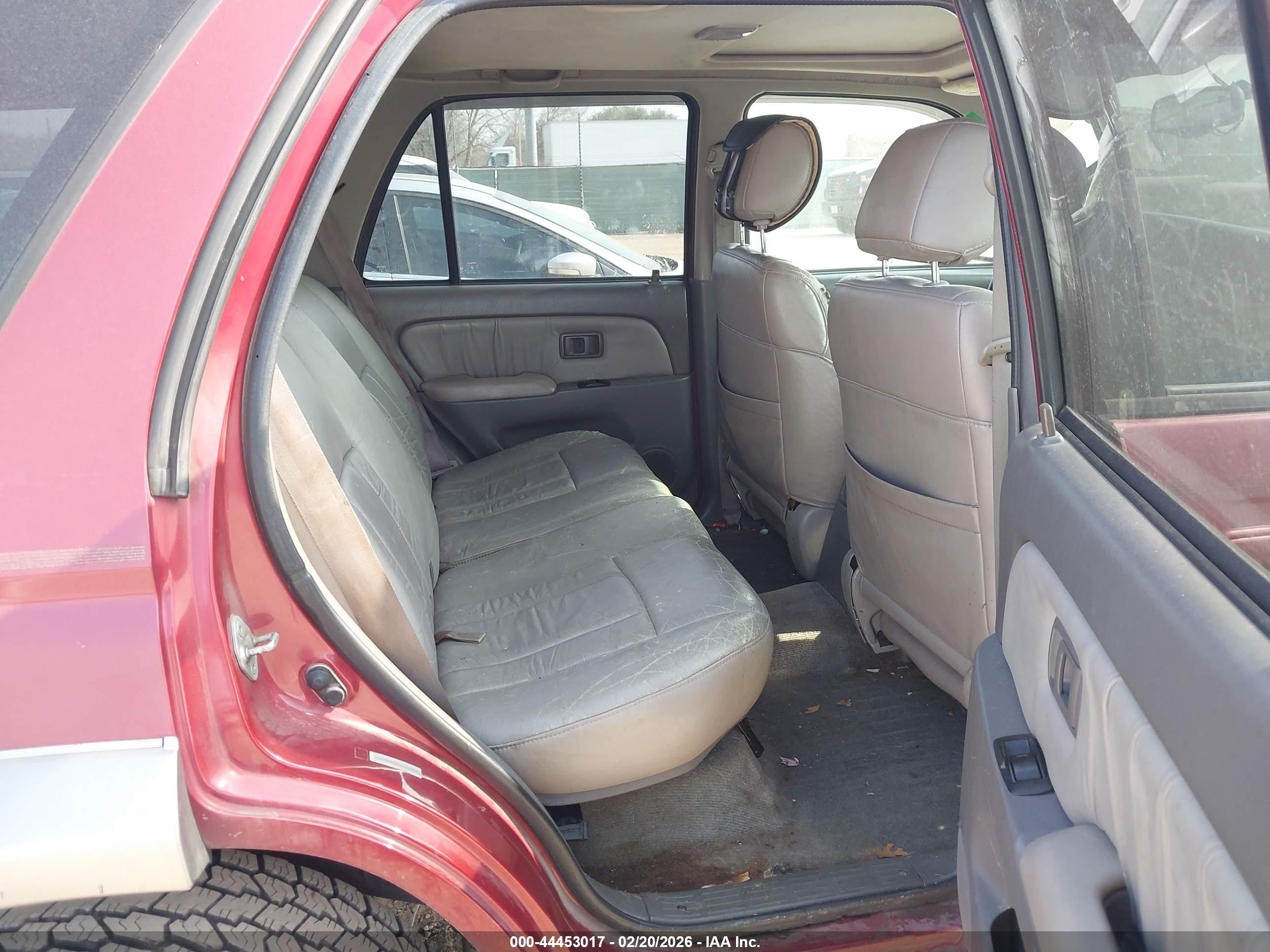 TOYOTA 4RUNNER image 8