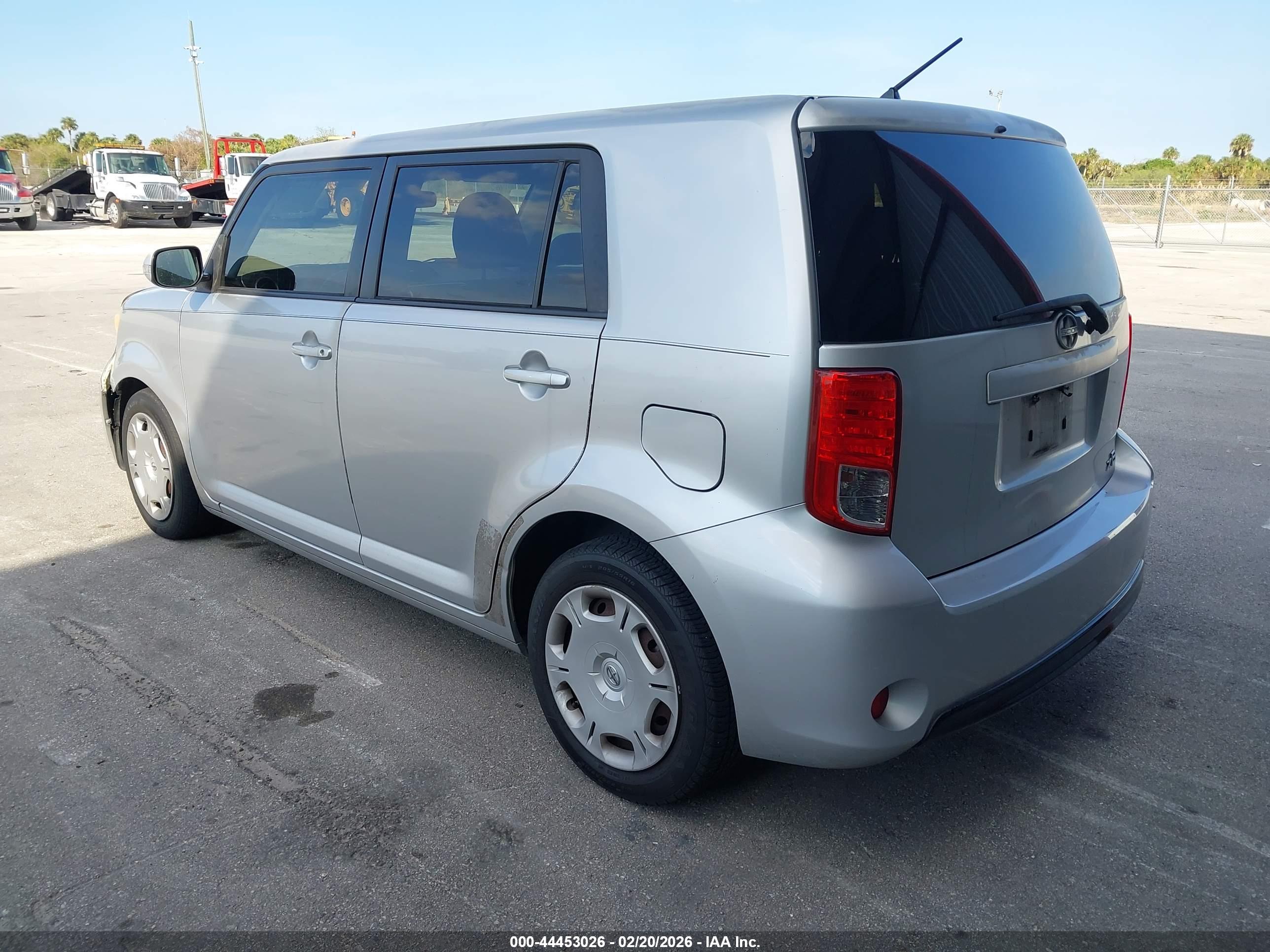 SCION XB image 3