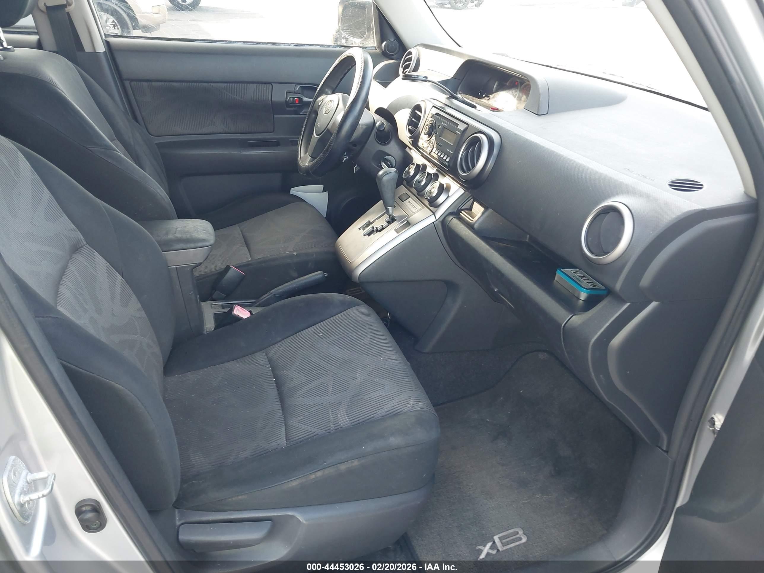 SCION XB image 5