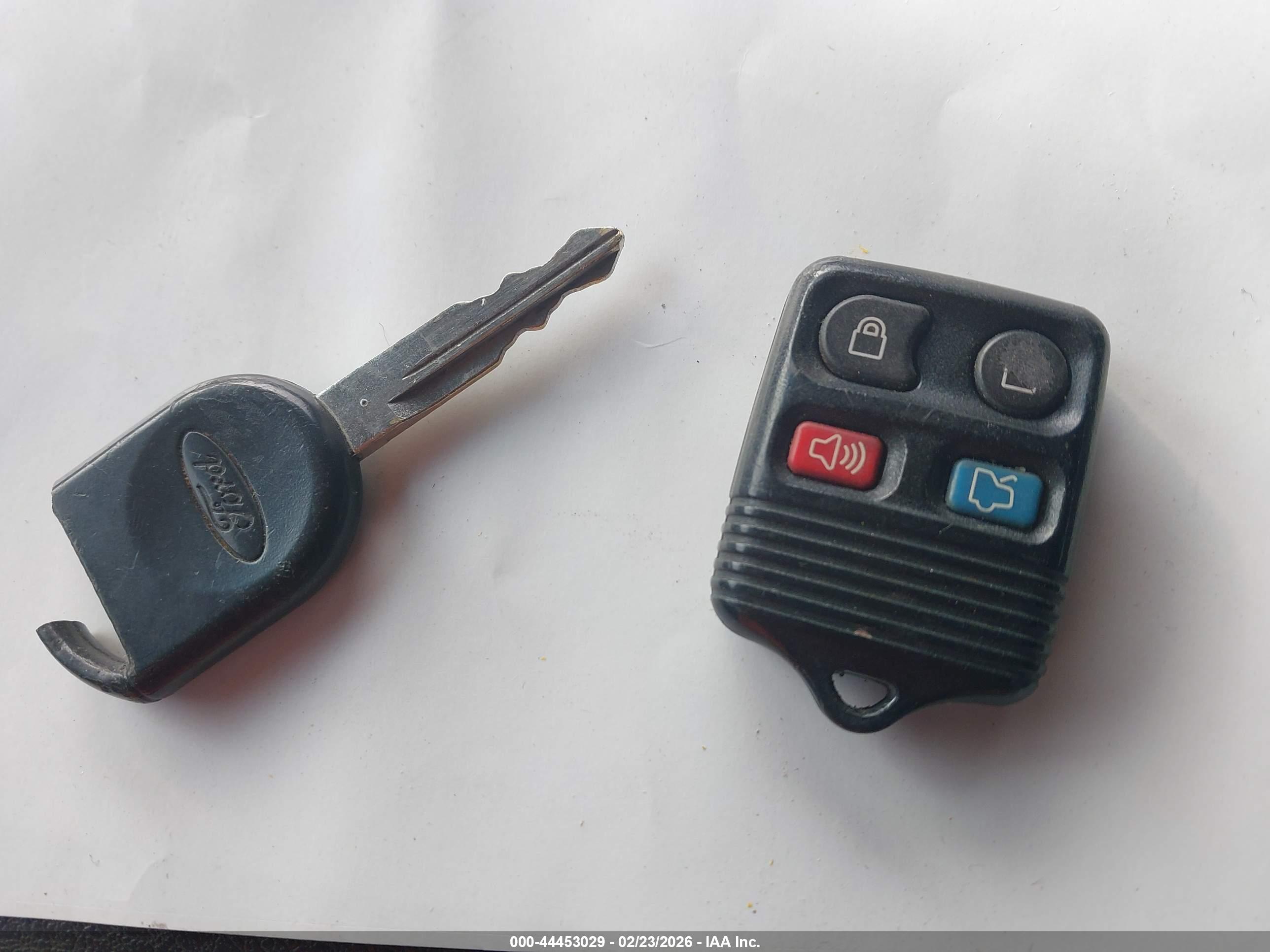 MERCURY MOUNTAINEER image 11