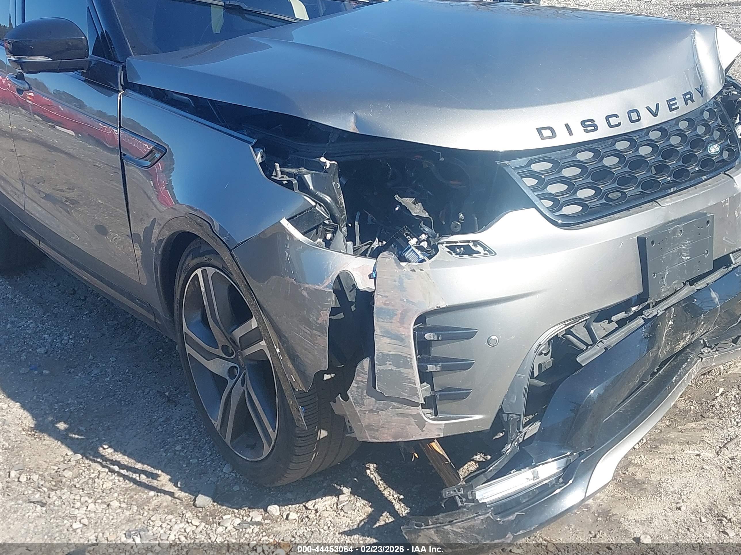 LAND ROVER image 6