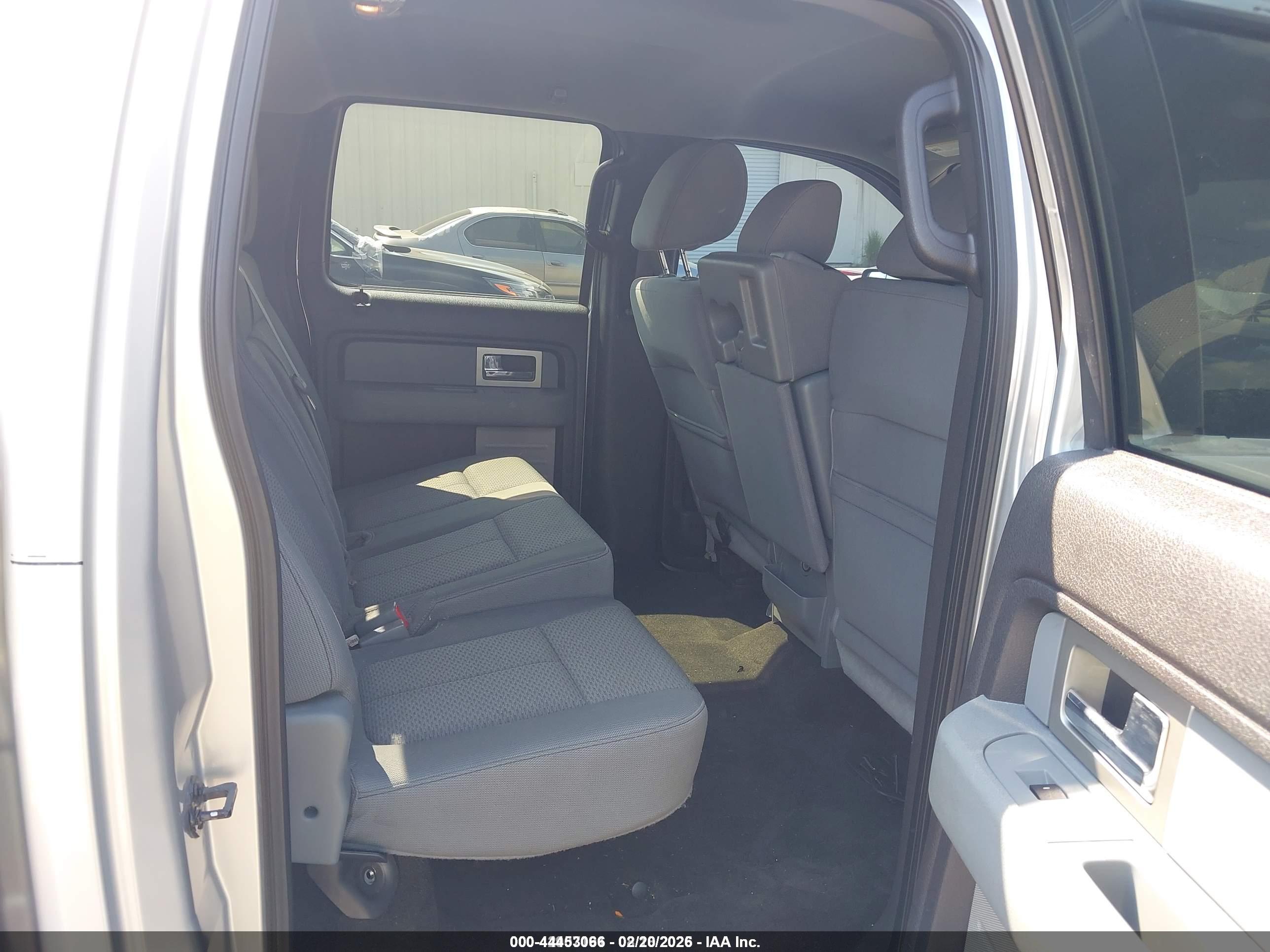 FORD F-150 image 8