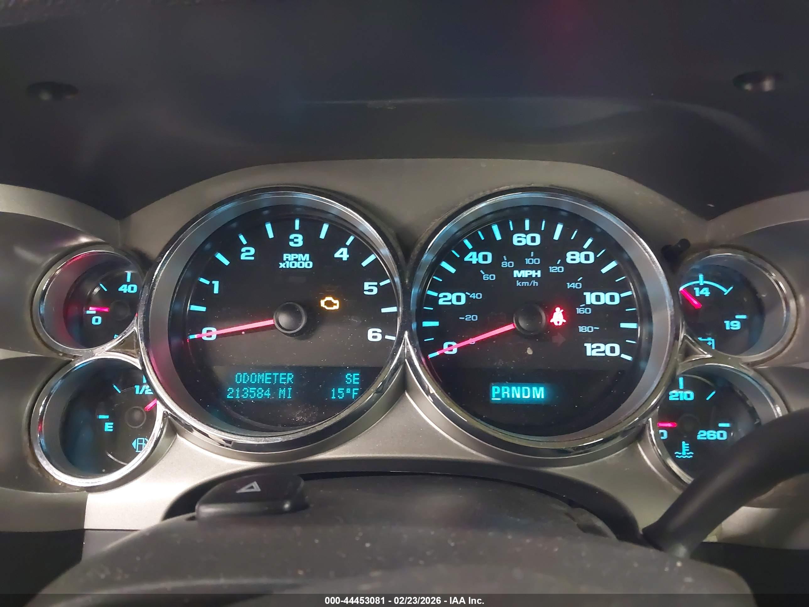 CHEVROLET SILVERADO image 7