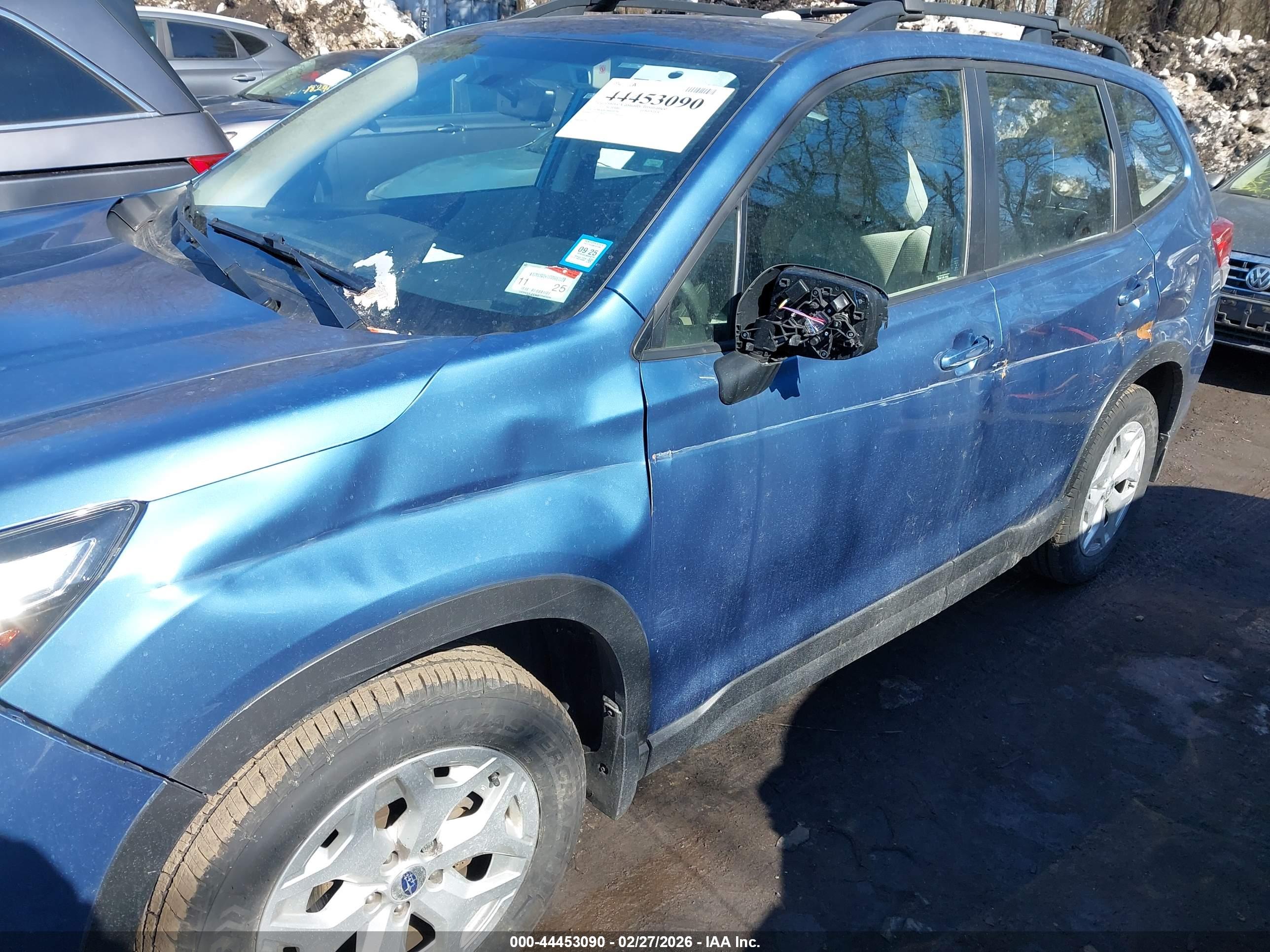 SUBARU FORESTER image 6