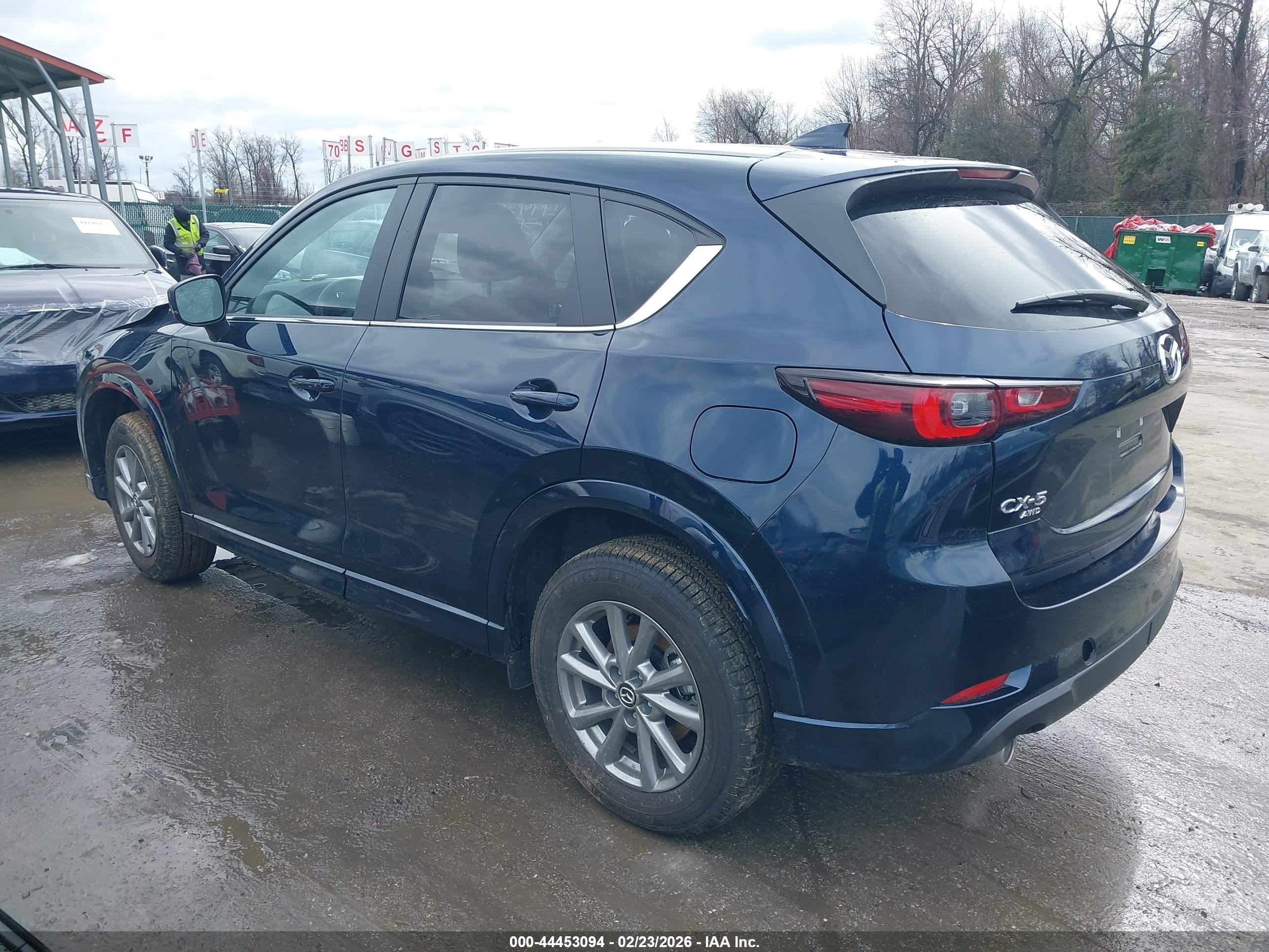 MAZDA CX-5 image 3