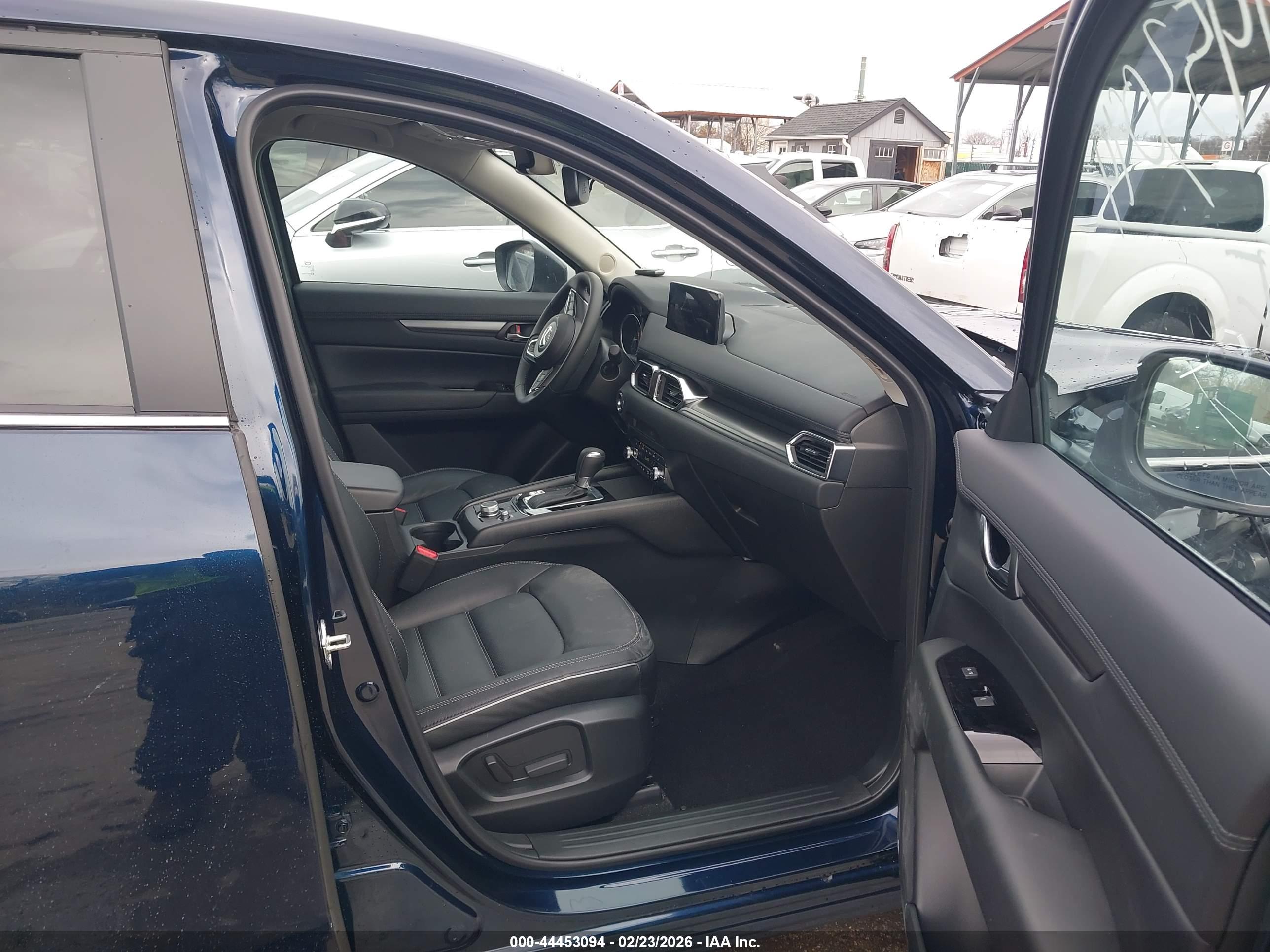 MAZDA CX-5 image 5