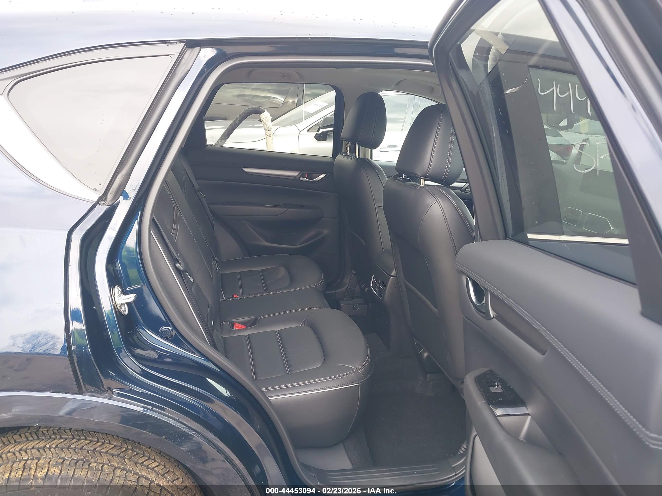 MAZDA CX-5 image 8
