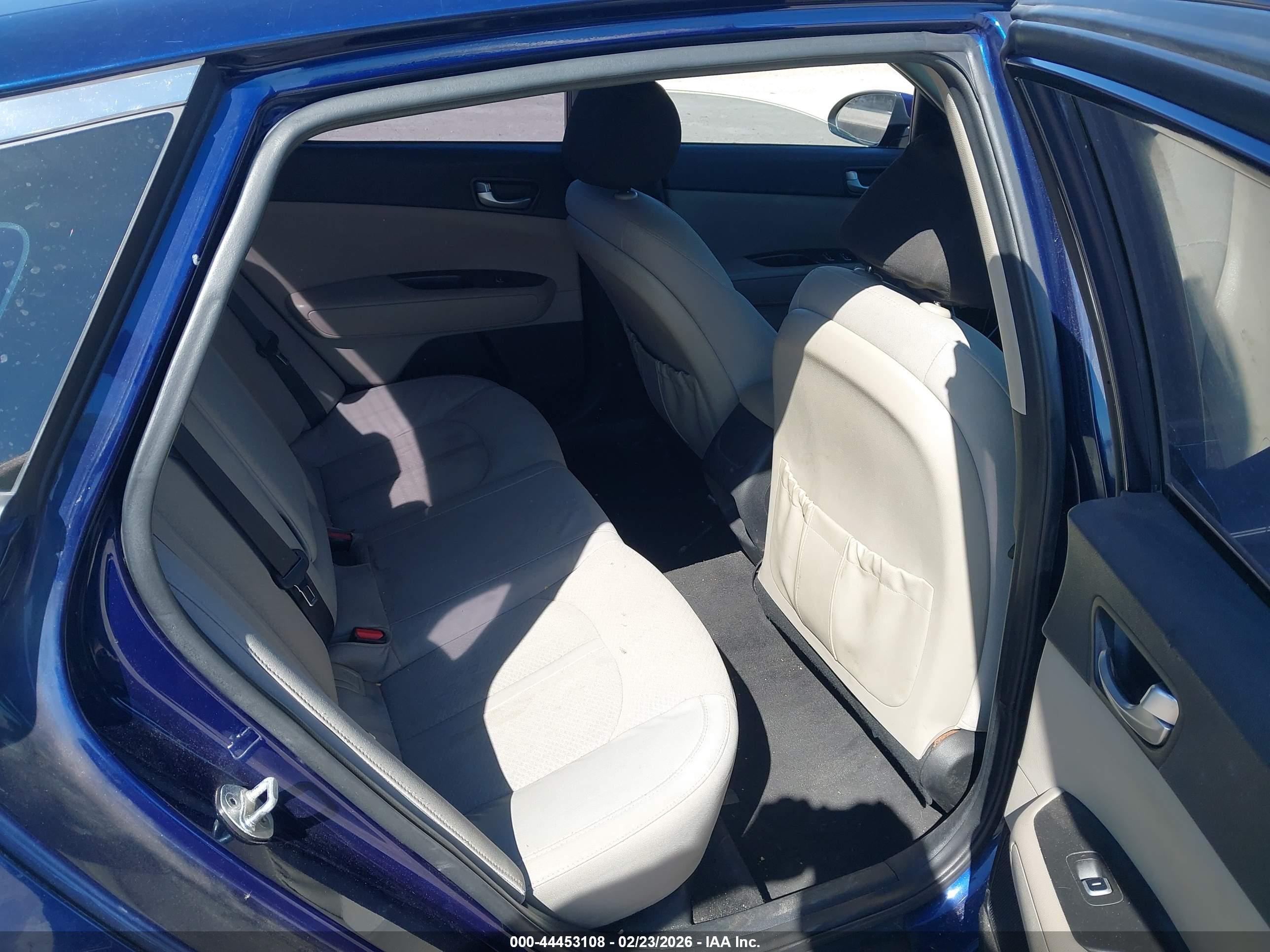 KIA OPTIMA image 8