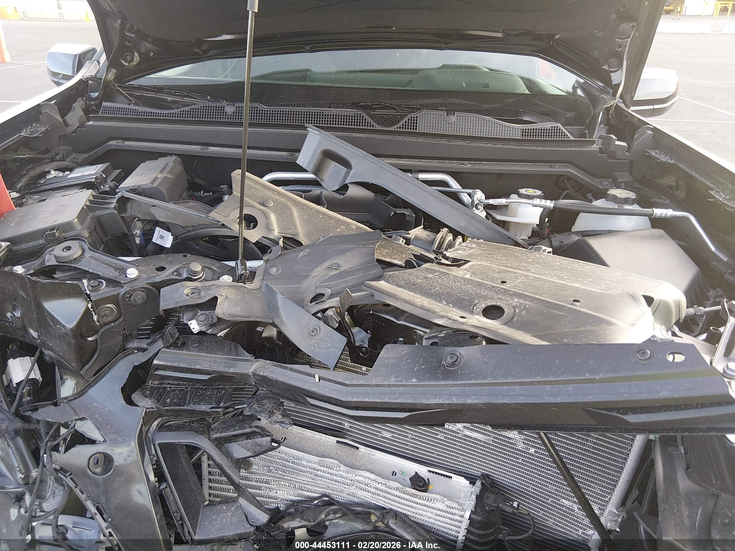 CHEVROLET COLORADO image 10