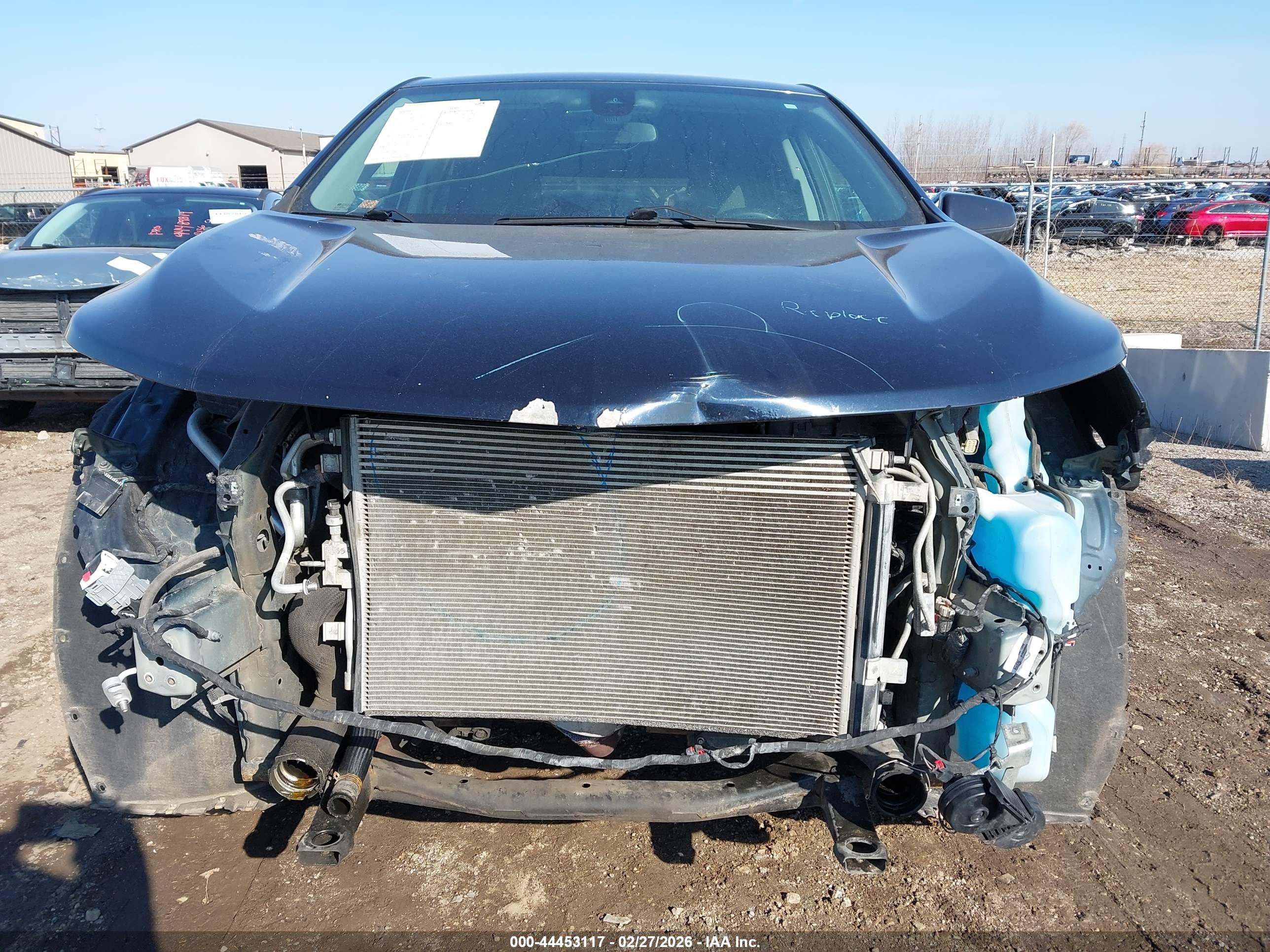 CHEVROLET EQUINOX image 6