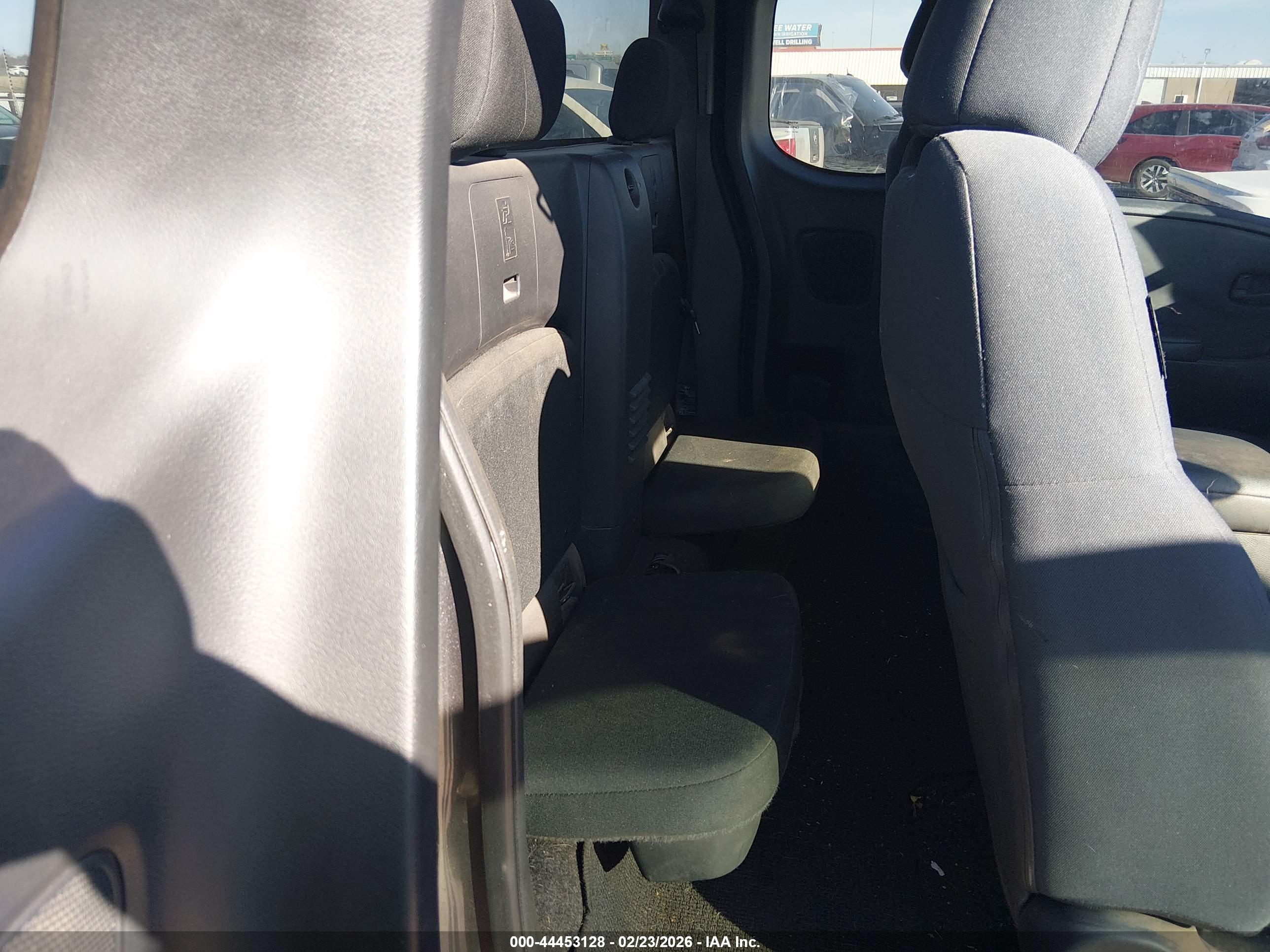NISSAN FRONTIER image 8