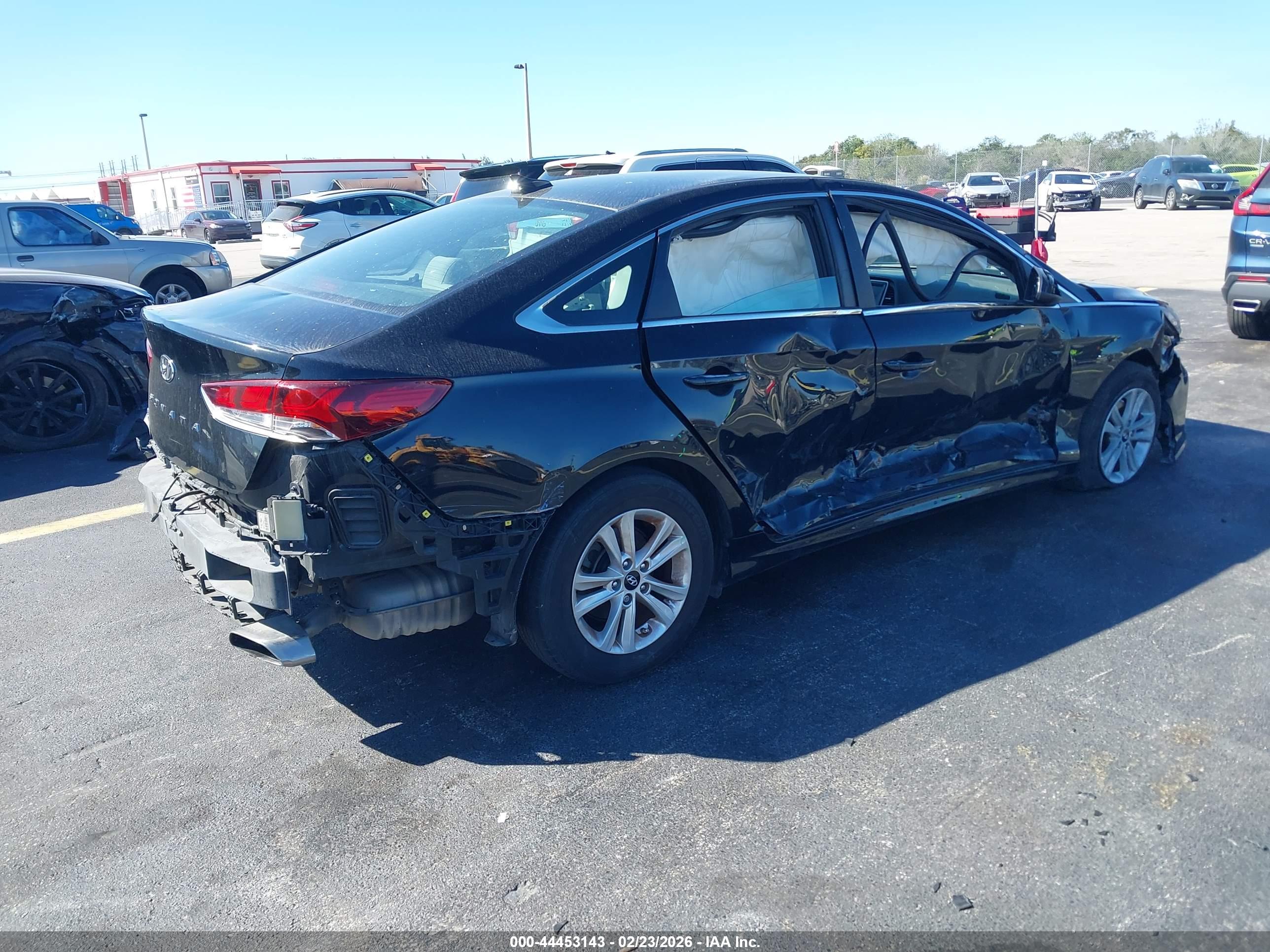 HYUNDAI SONATA image 4