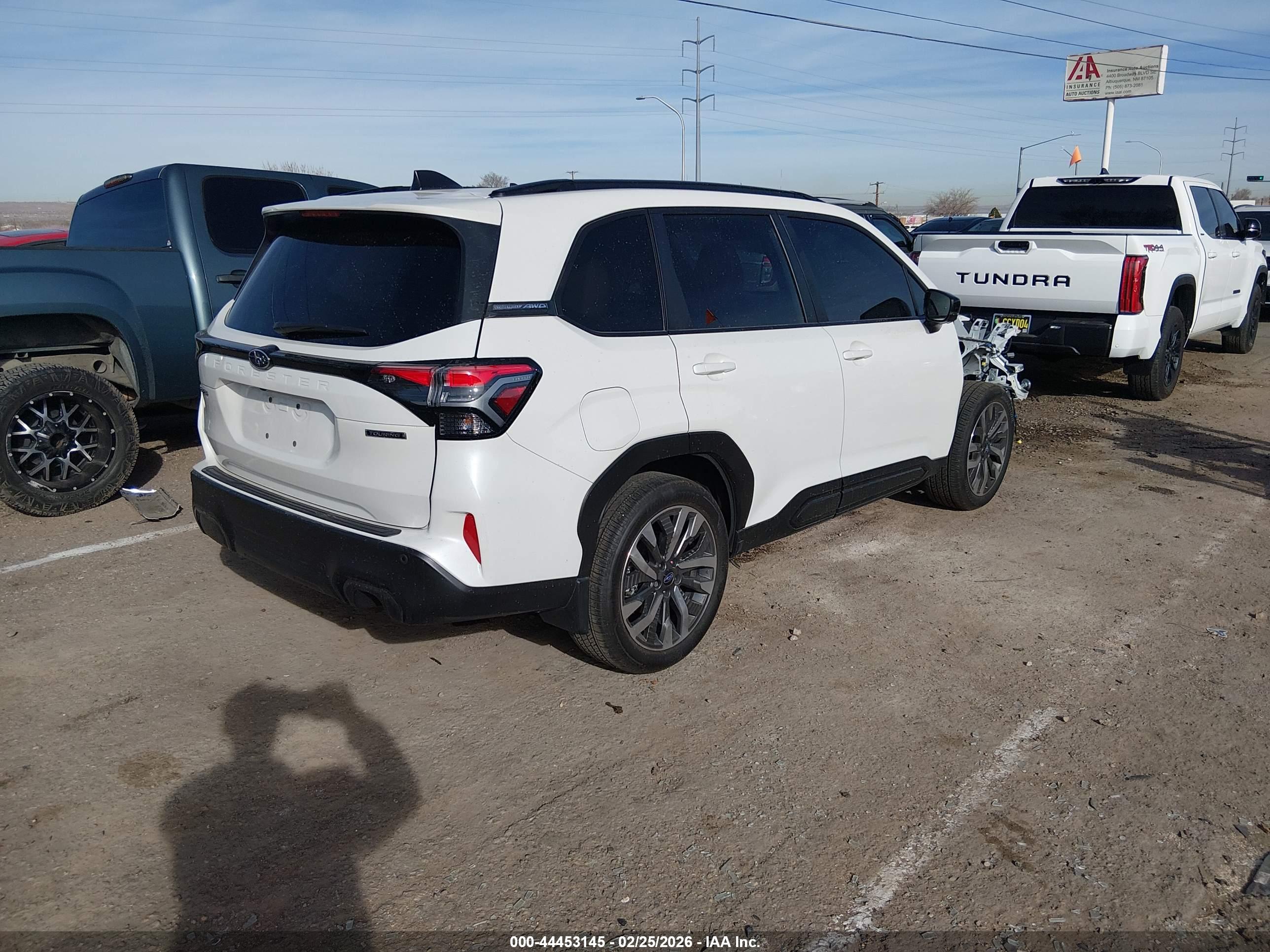 SUBARU FORESTER image 4