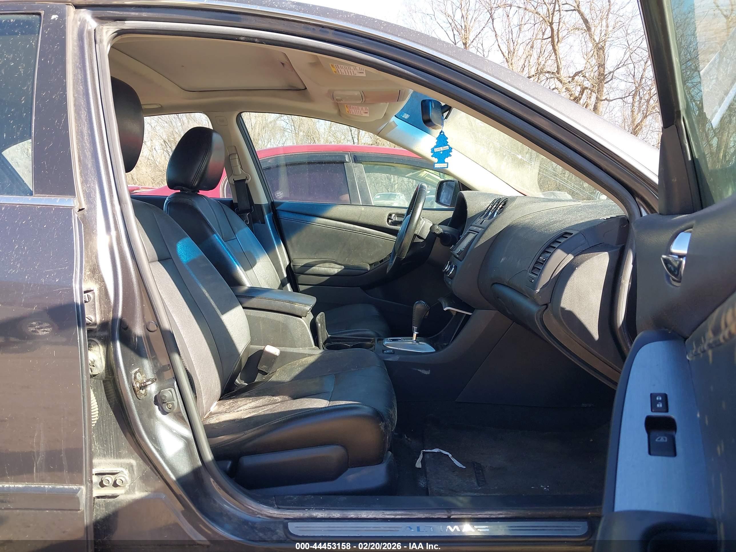 NISSAN ALTIMA image 5
