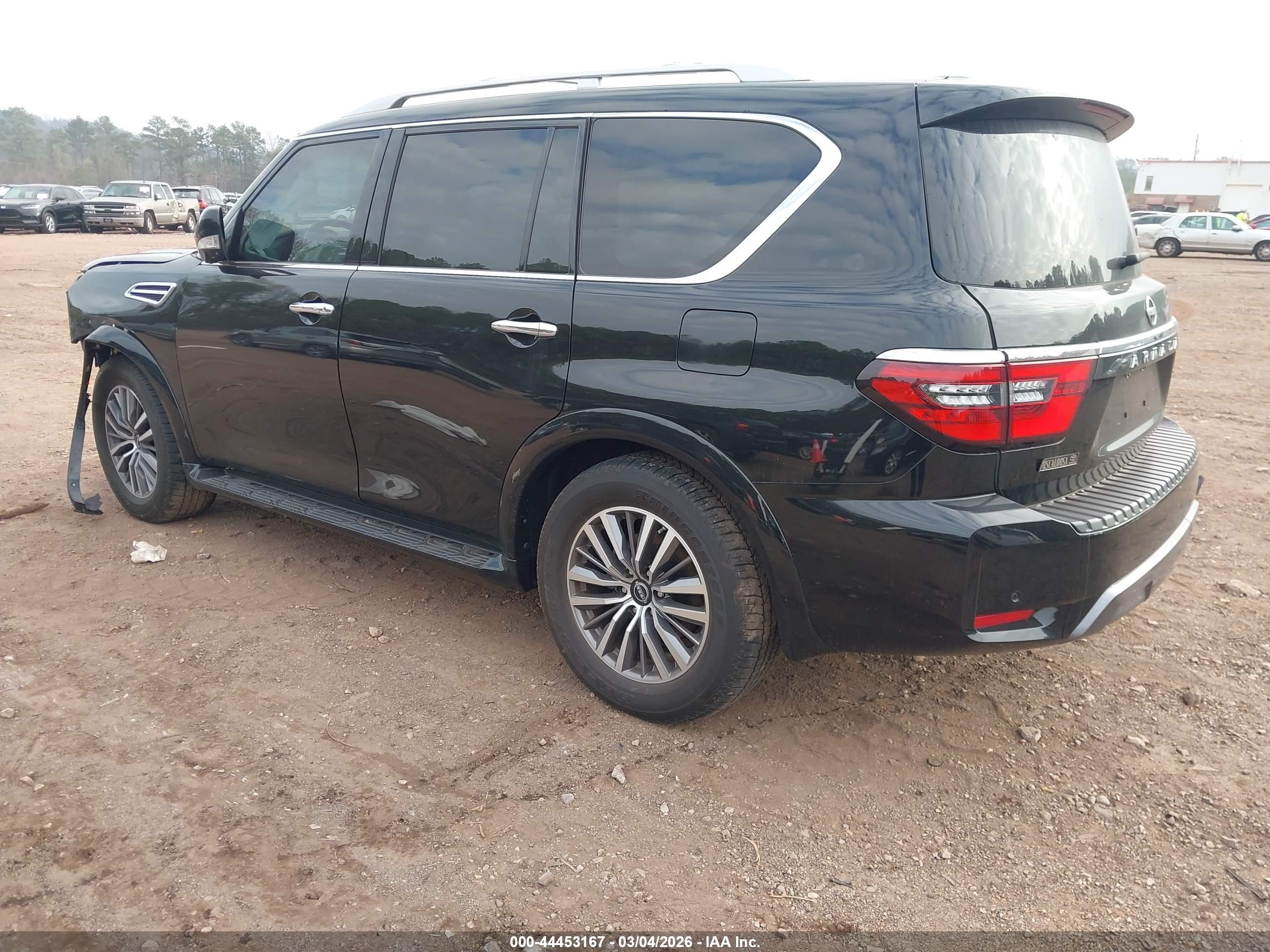 NISSAN ARMADA image 3