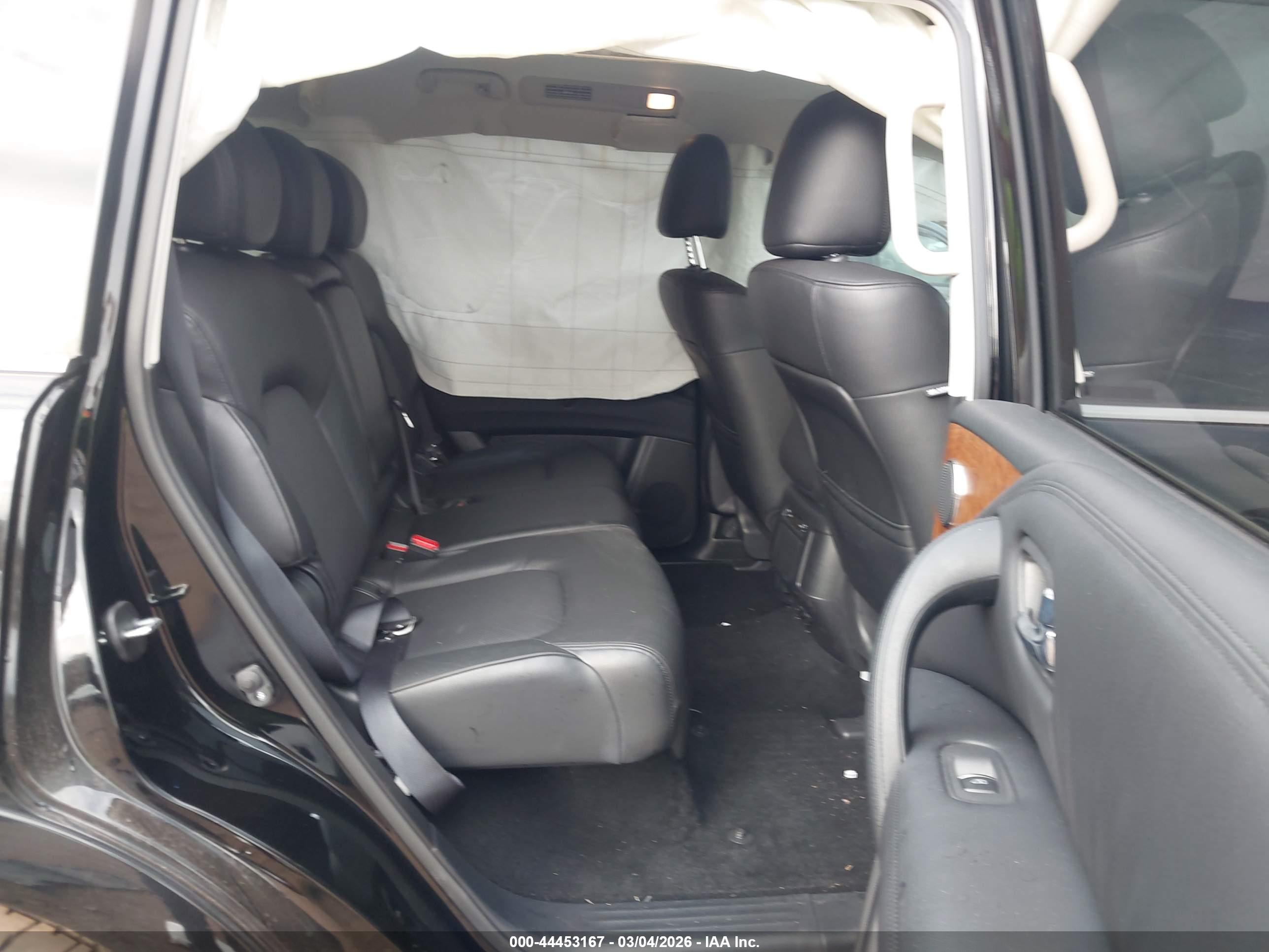 NISSAN ARMADA image 8