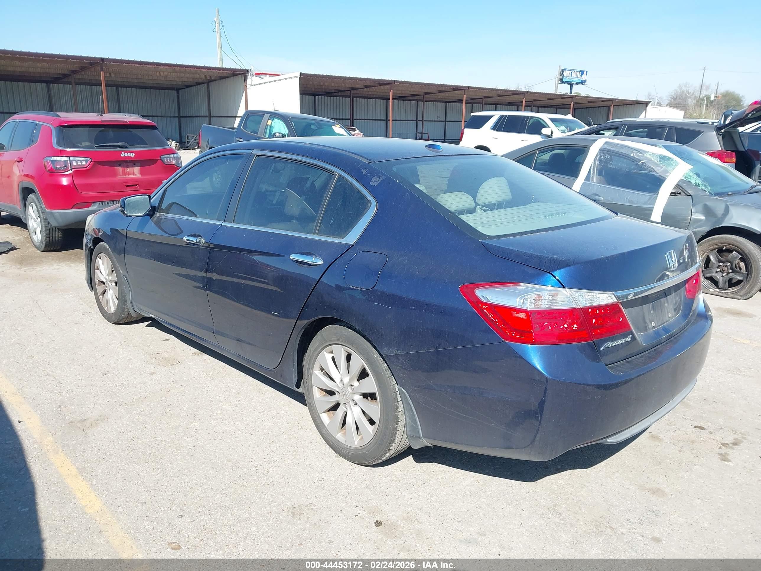 HONDA ACCORD image 3