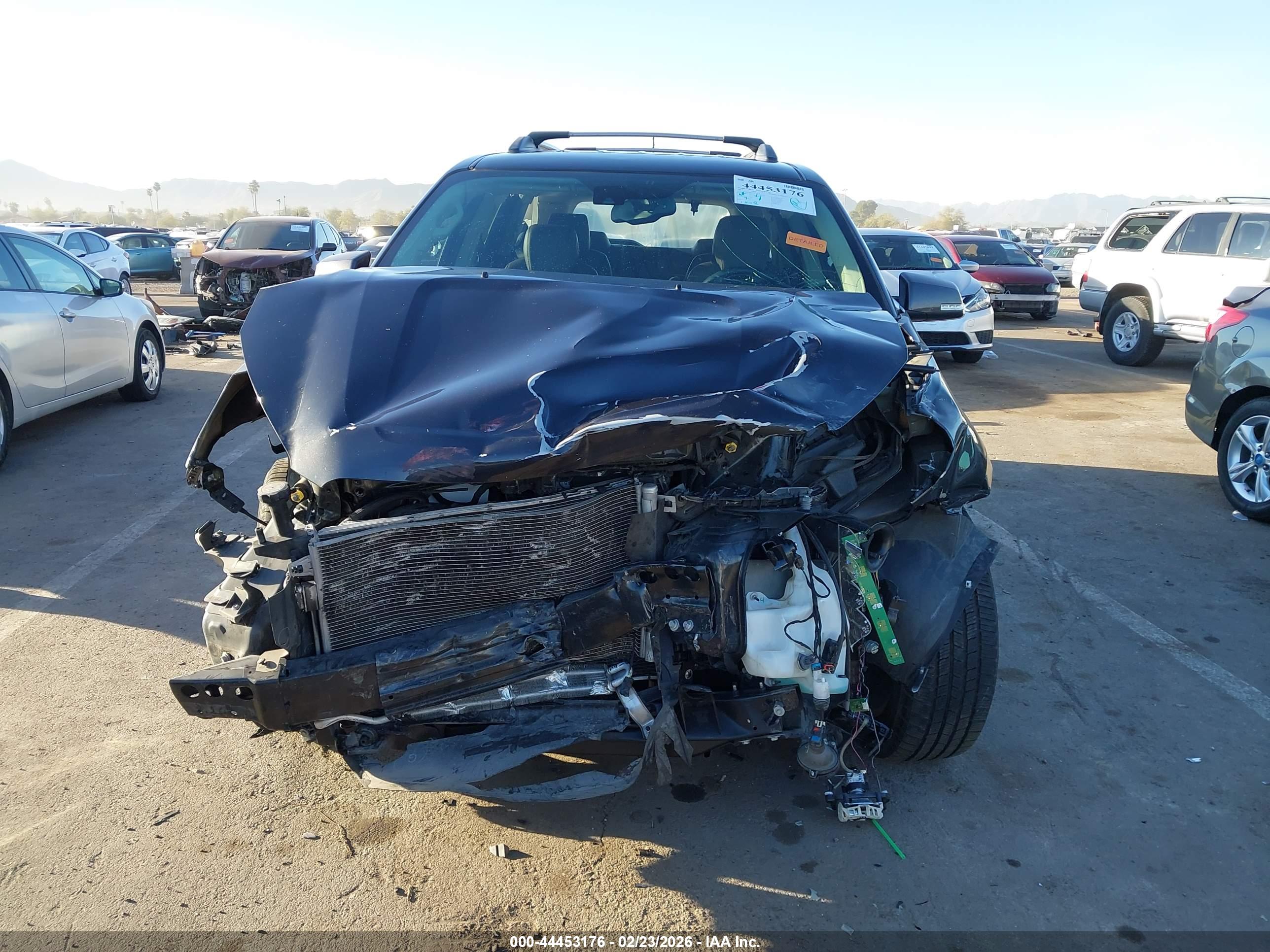 GMC ACADIA image 6